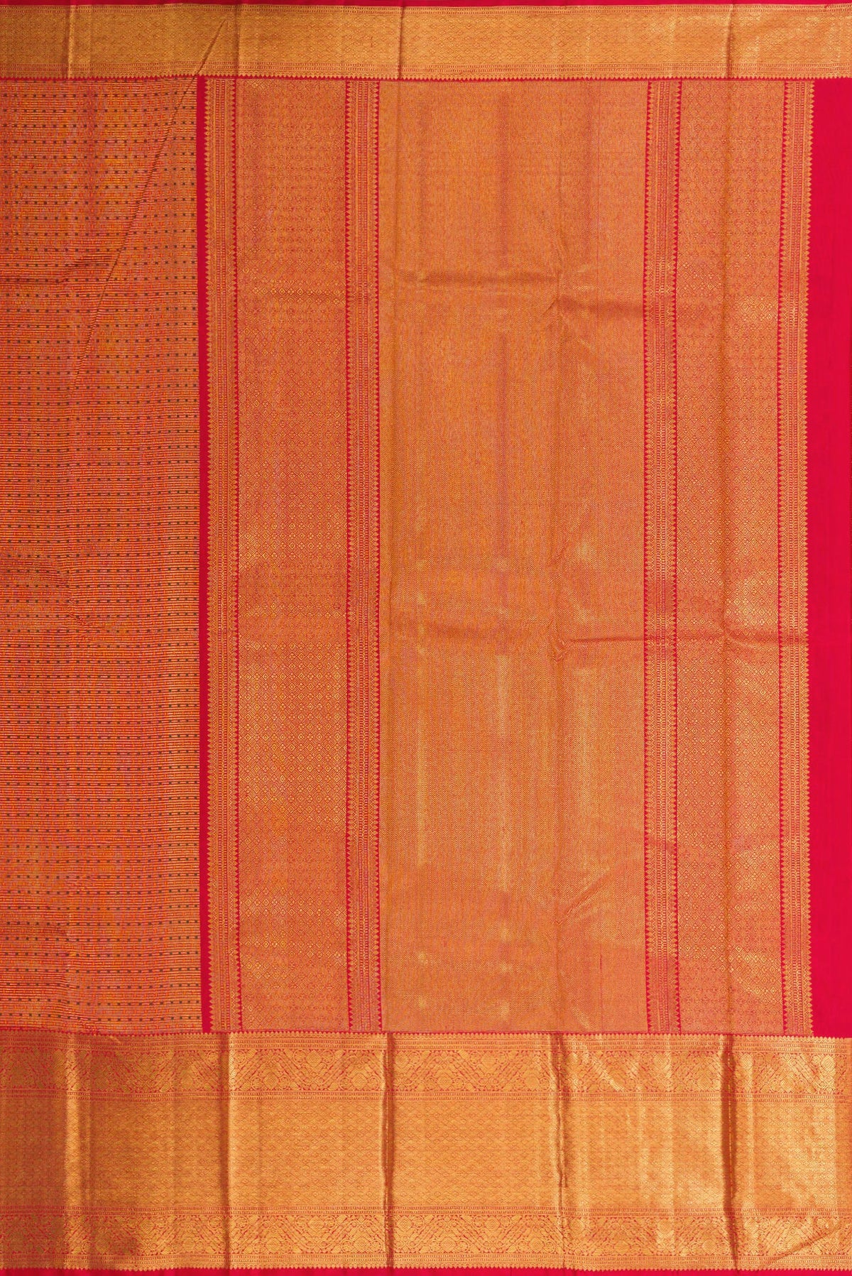 Close up image of the pallu of Red Dual Tone Kanchipuram Silk Saree with Zari Brocade on the body and Zari Border. 