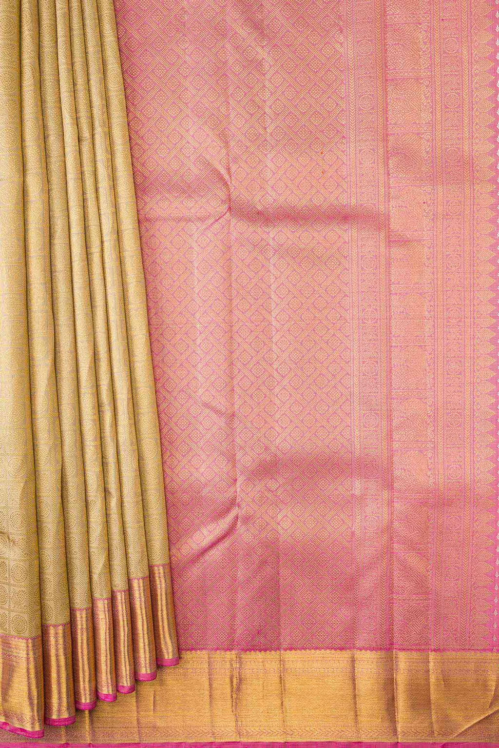 pleats pallu