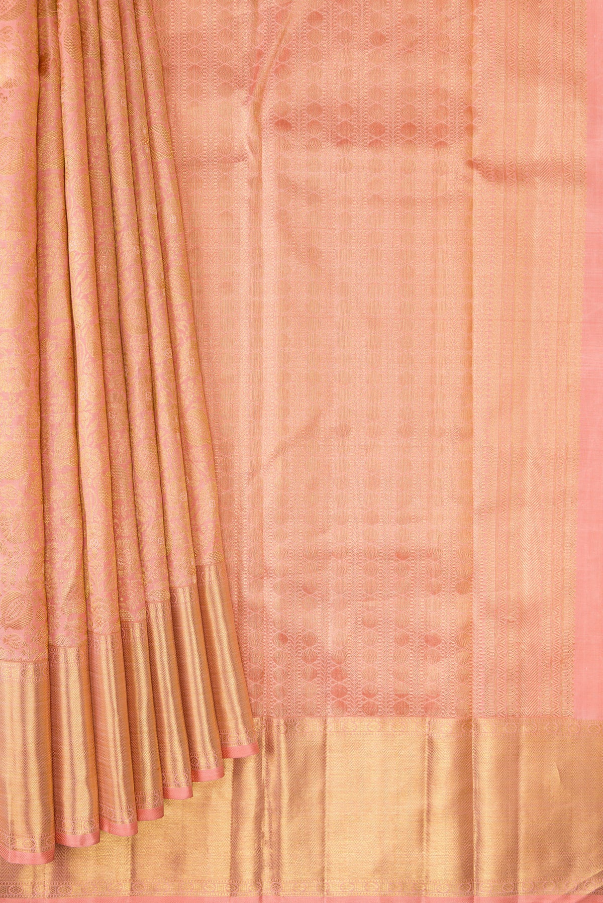Pleats and pallu of Pure Silk Pure Zari Pink Dual Tone Kanjivaram Saree with Zari Brocade on the body and Zari Border. 