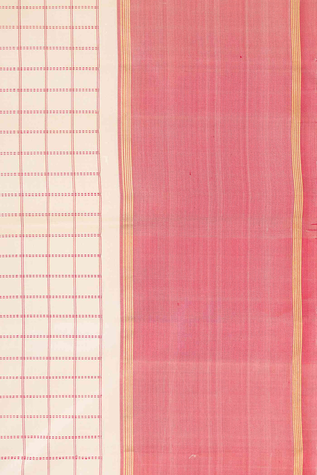 Border image of Off White Dual Tone Kanchipuram Silk Saree with Checked design on the body and Zari Border. 