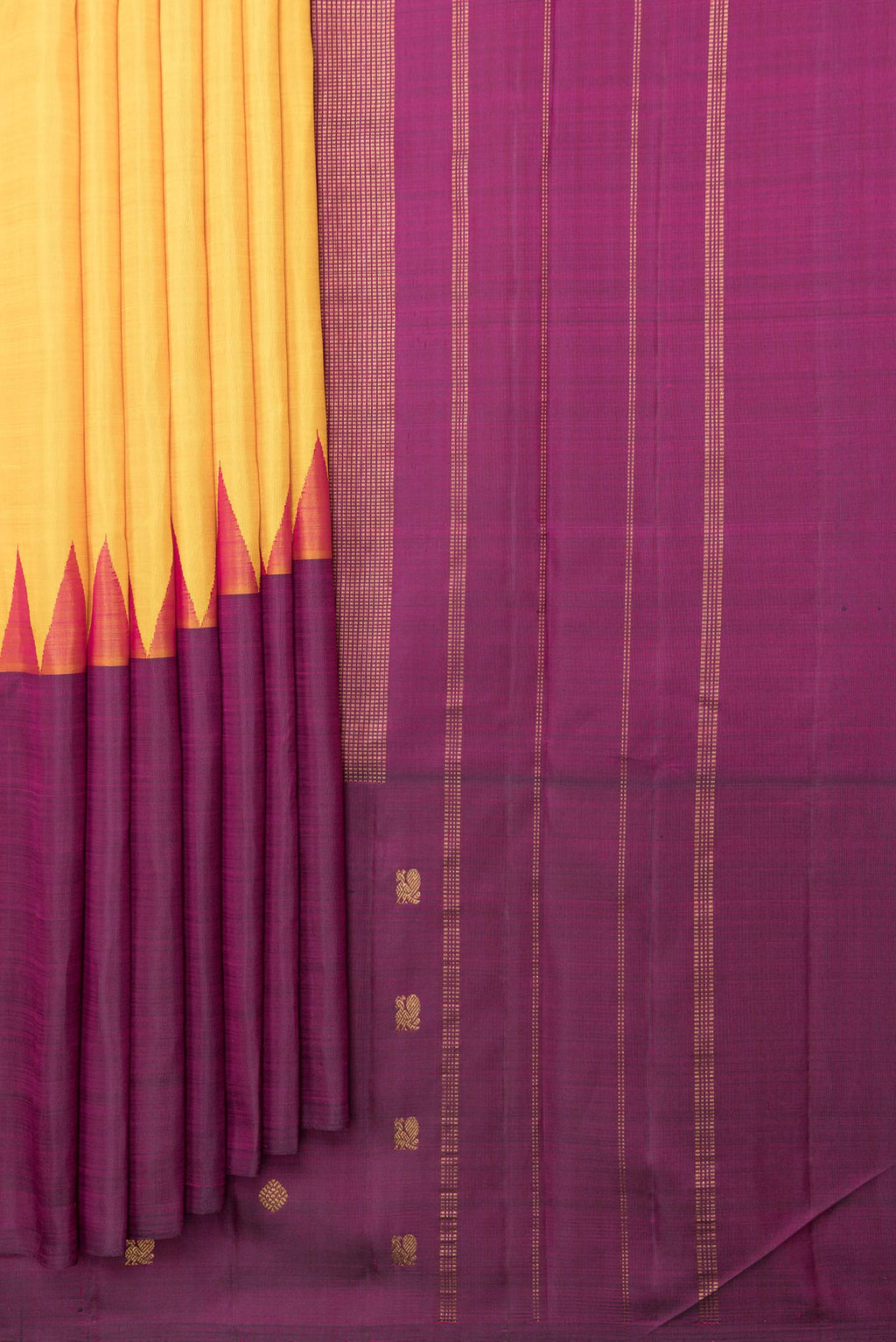 pleats pallu