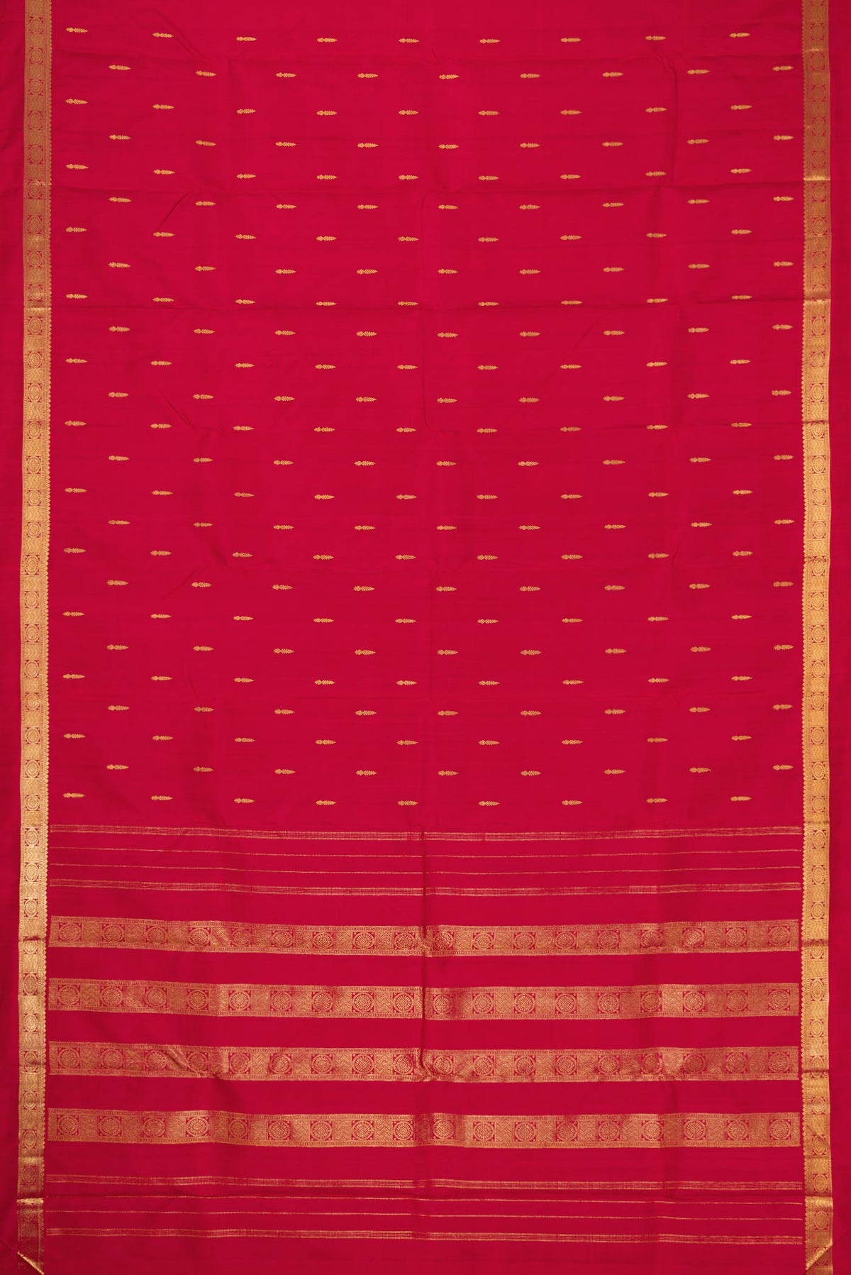 Flat view of Maroon Dual Tone Kanchipuram Silk Saree with Zari Butta on the body and Zari Border. 