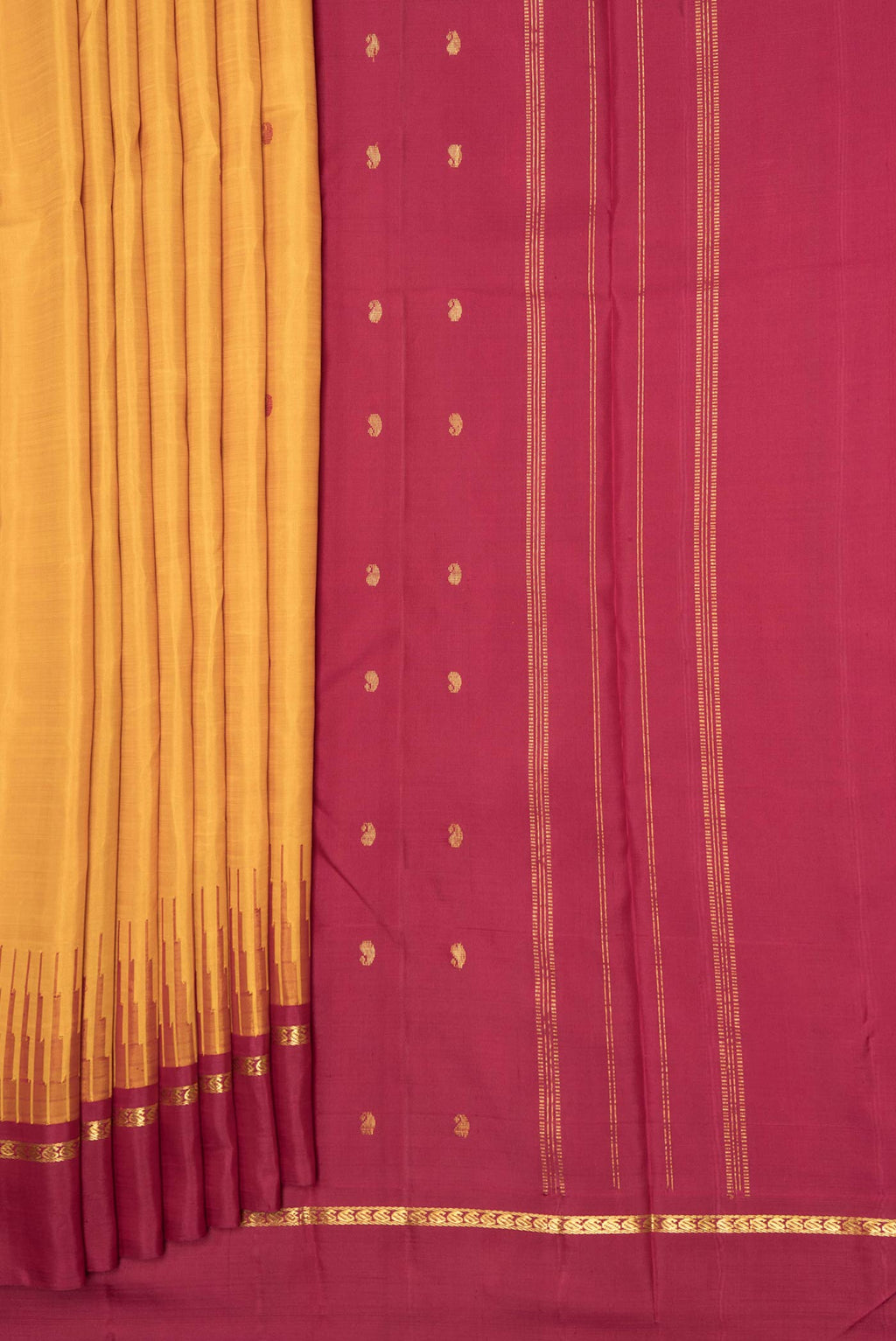 pleats pallu