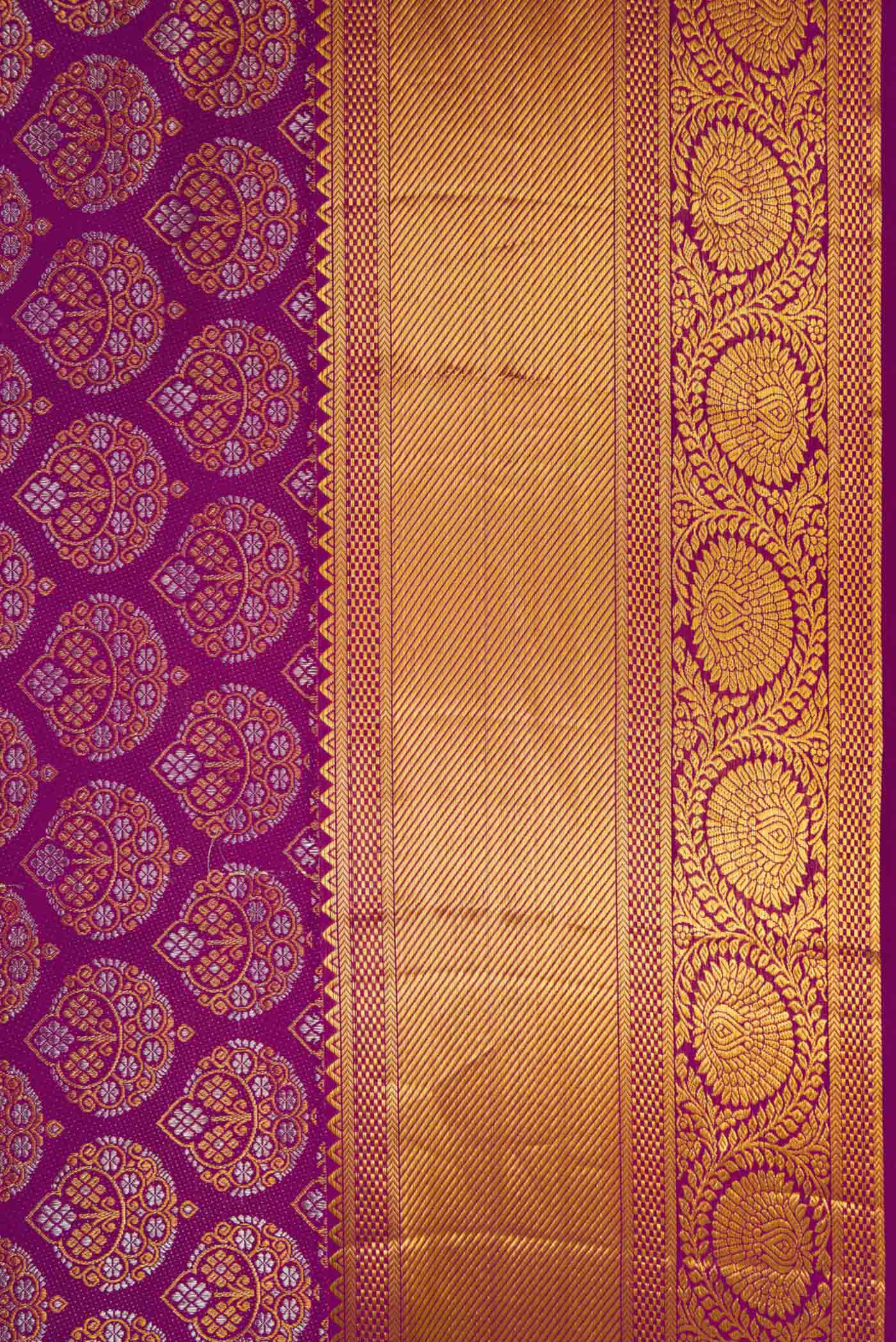 Border image of Purple Dual Tone Kanchipuram Silk Saree with Zari Brocade on the body and Zari Border. 