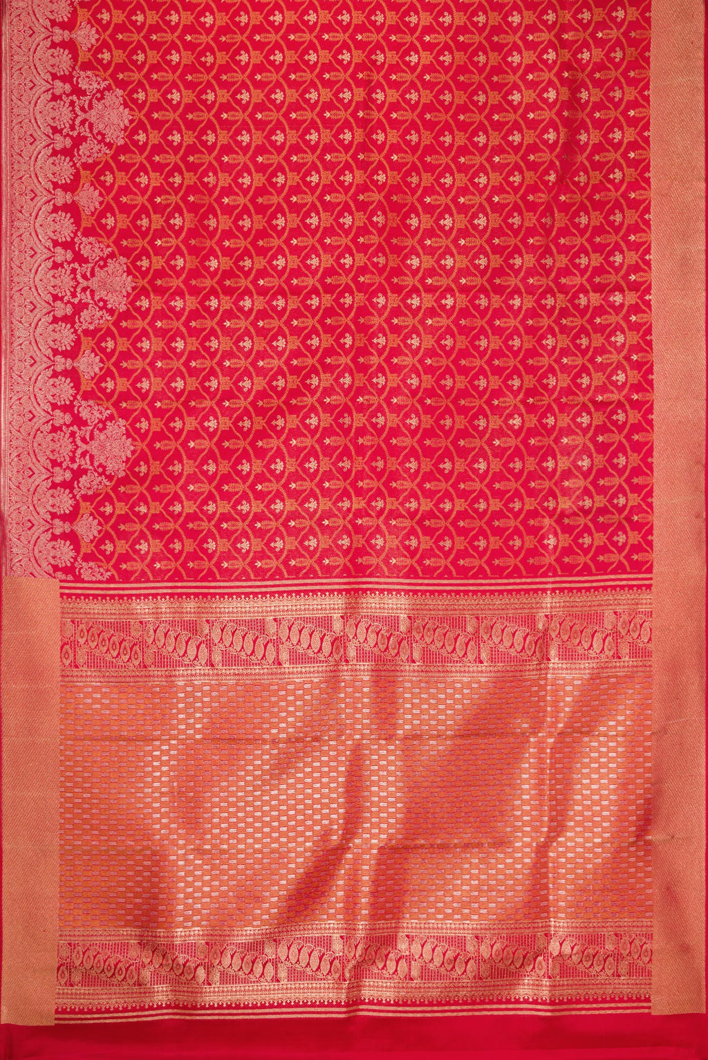 Flat view of Red Dual Tone Kanjivaram Silk Saree with Zari Brocade on the body and Fancy Border. 