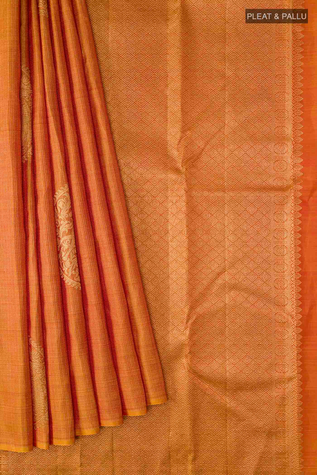 pleats pallu