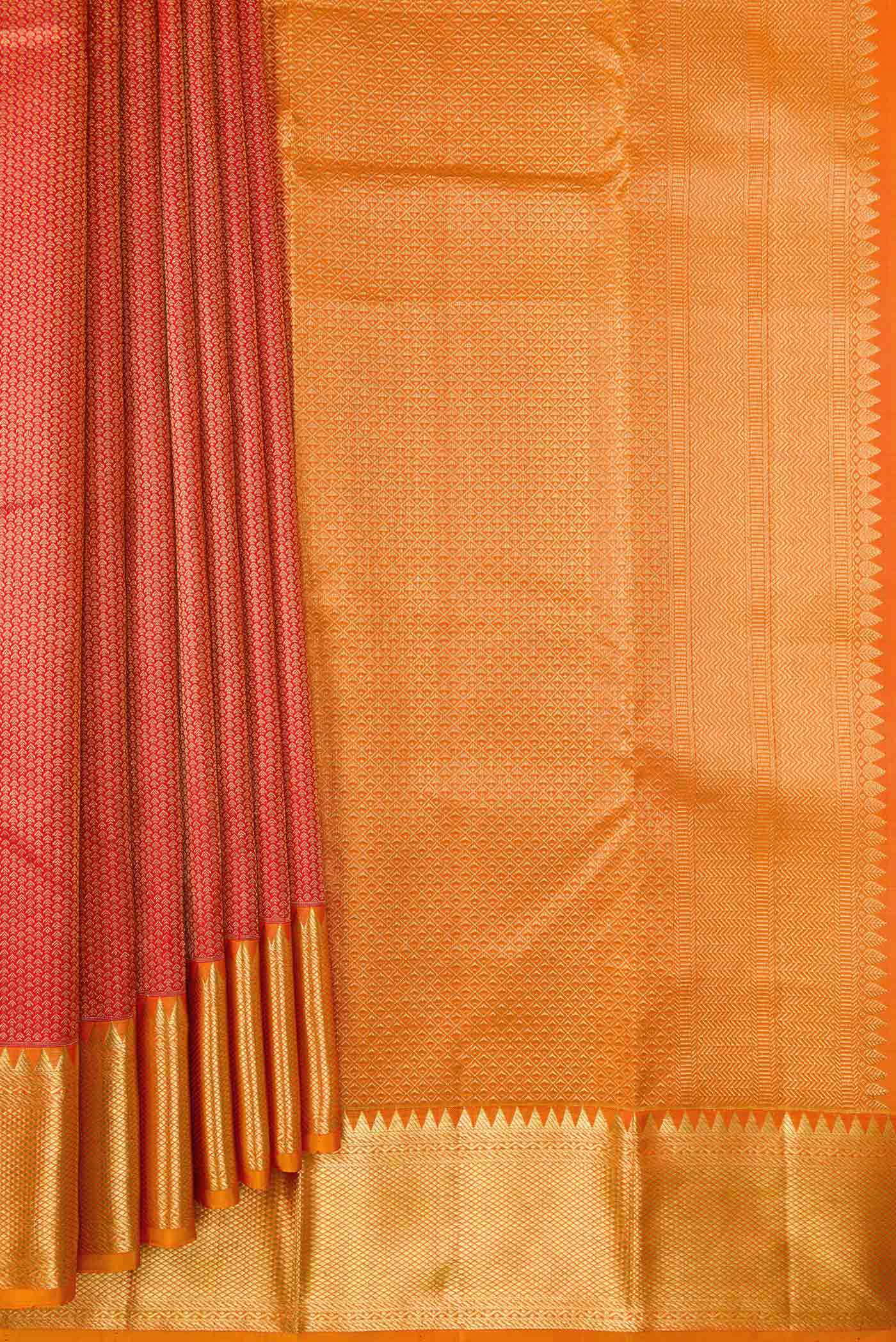 Pleats and pallu of Red Dual Tone Kanjivaram Silk Saree with Zari Brocade on the body and Zari Border. 