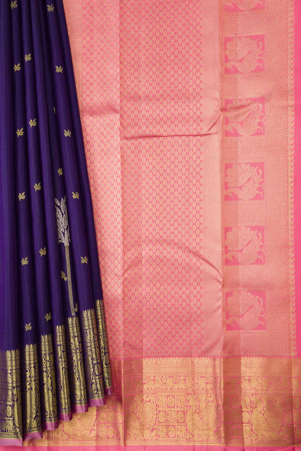 Pleats and pallu of Navy Blue Dual Tone Kanchipuram Saree with Zari Butta on the body and Zari Border