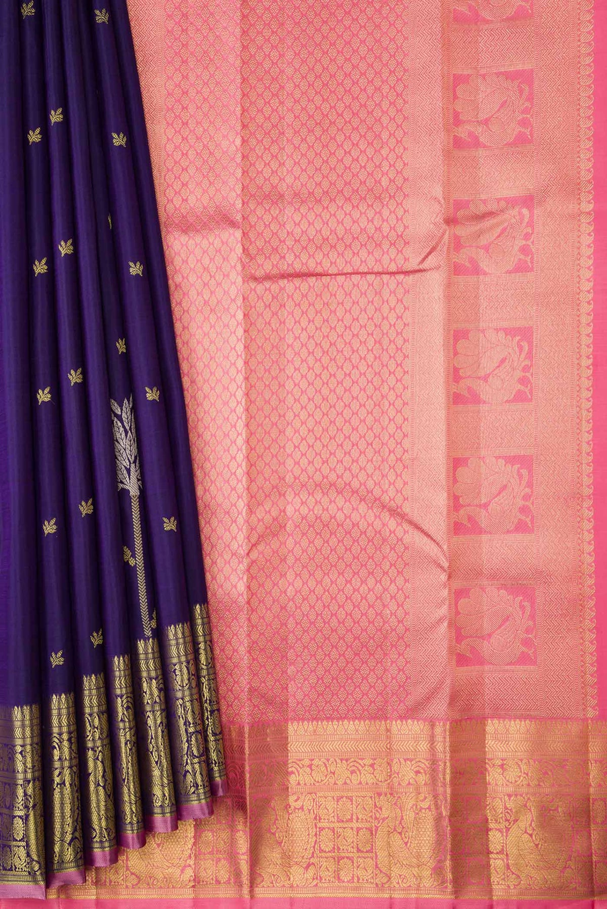 Pleats and pallu of Navy Blue Dual Tone Kanchipuram Saree with Zari Butta on the body and Zari Border