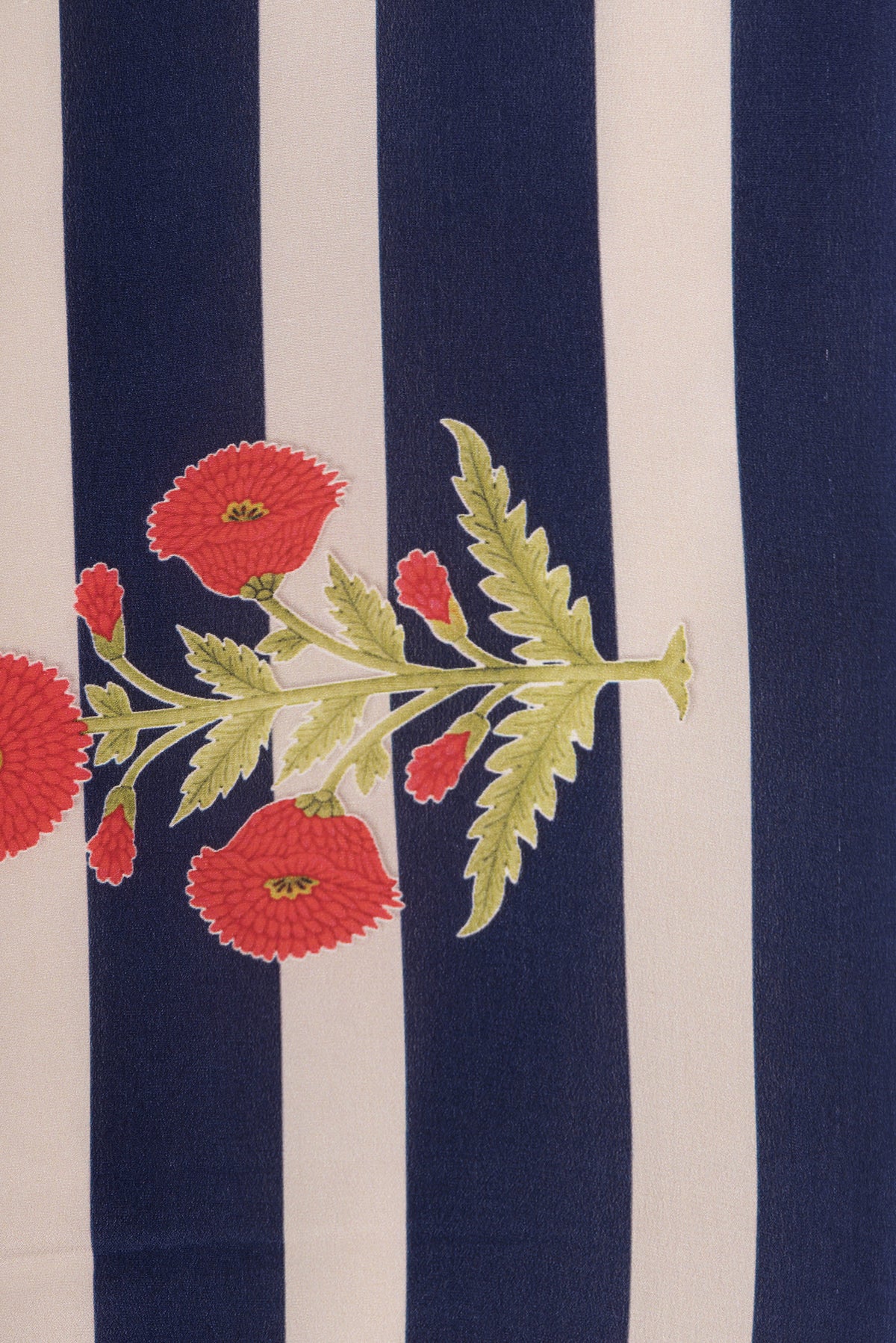 Border image of Off white and Navy Blue Color Mysore Crepe Saree with Printed design on the body and Without Border. 