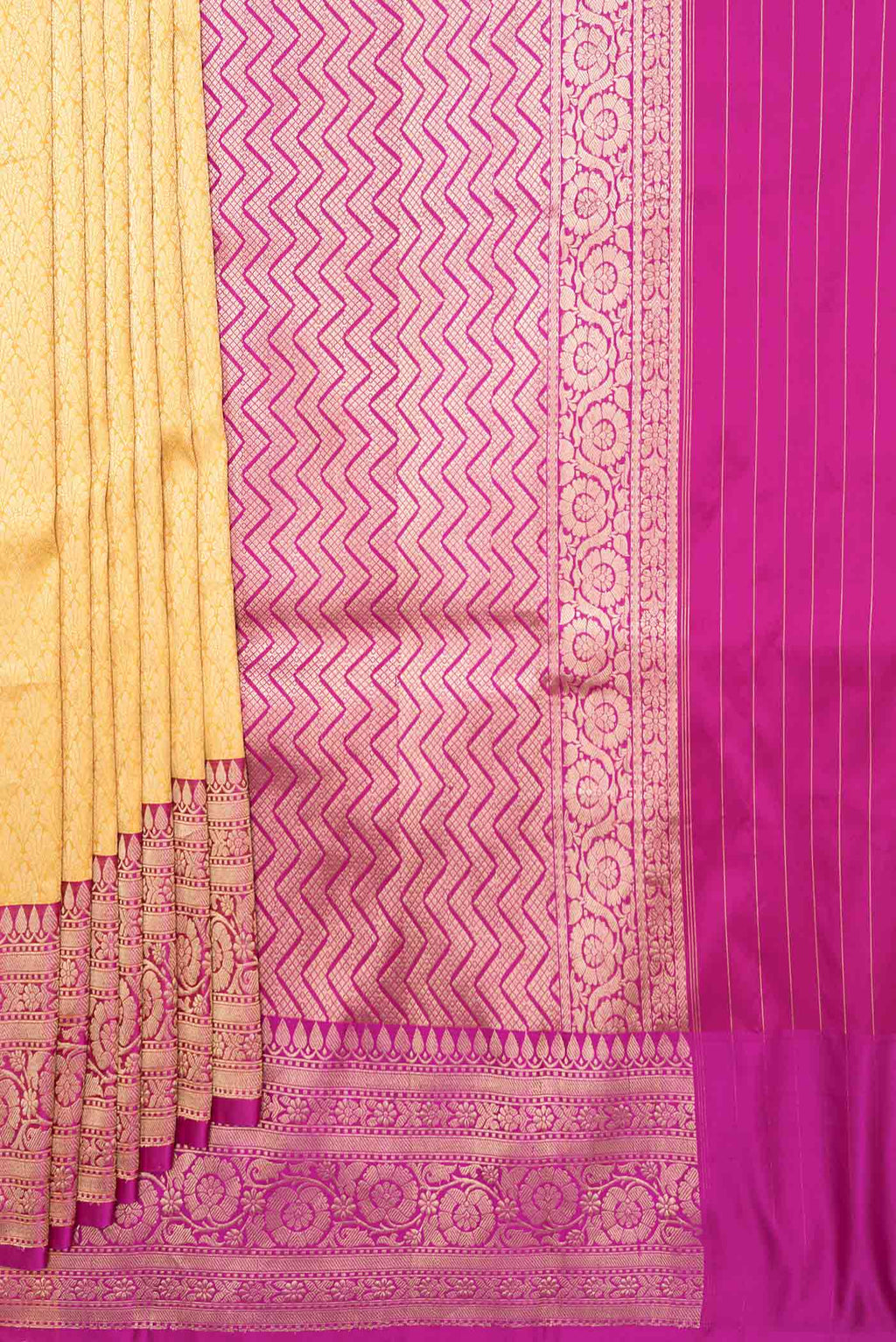 pleats pallu
