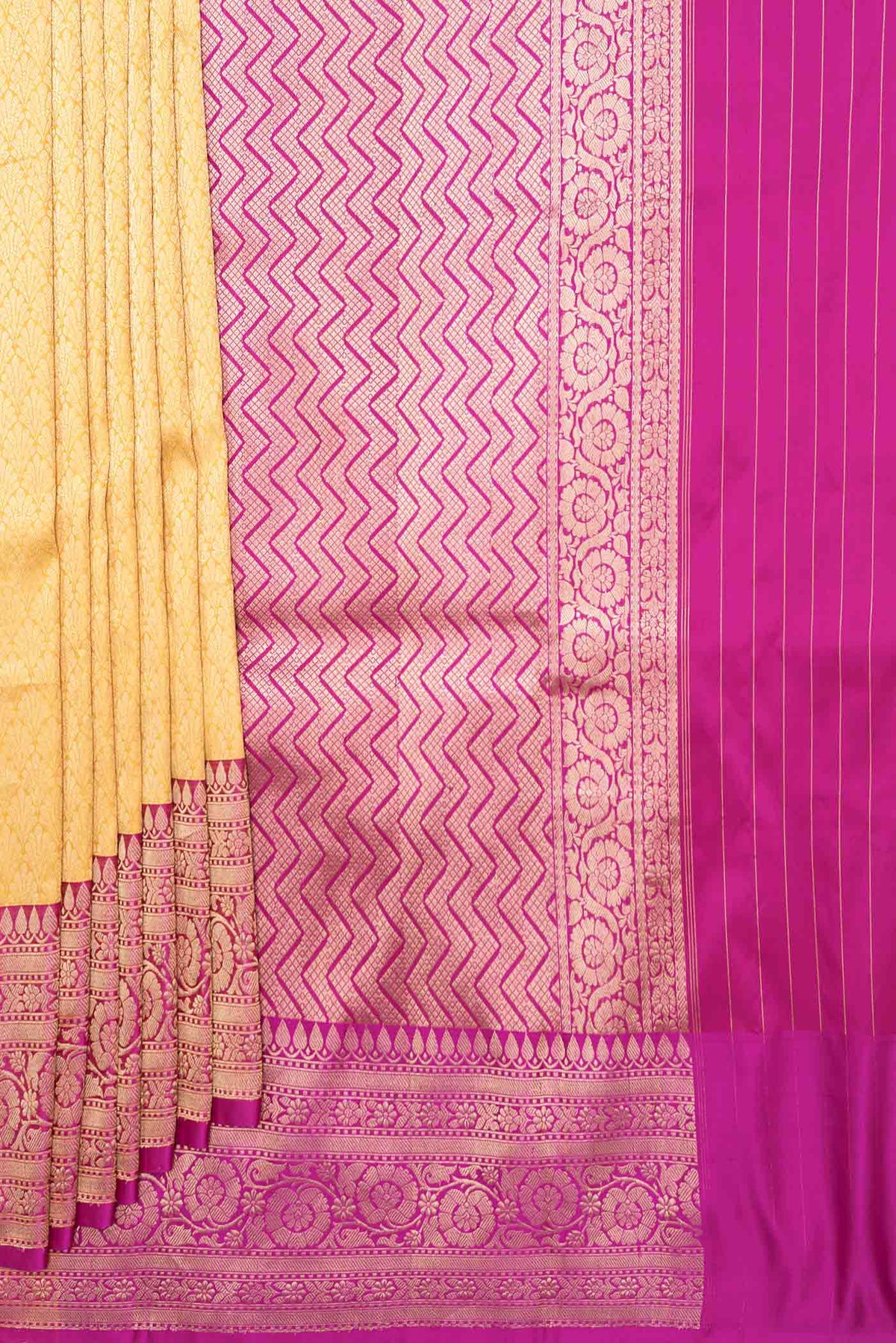 Pleats and pallu of Yellow Dual Tone Banarasi Silk Saree with Zari Brocade on the body and Zari Border