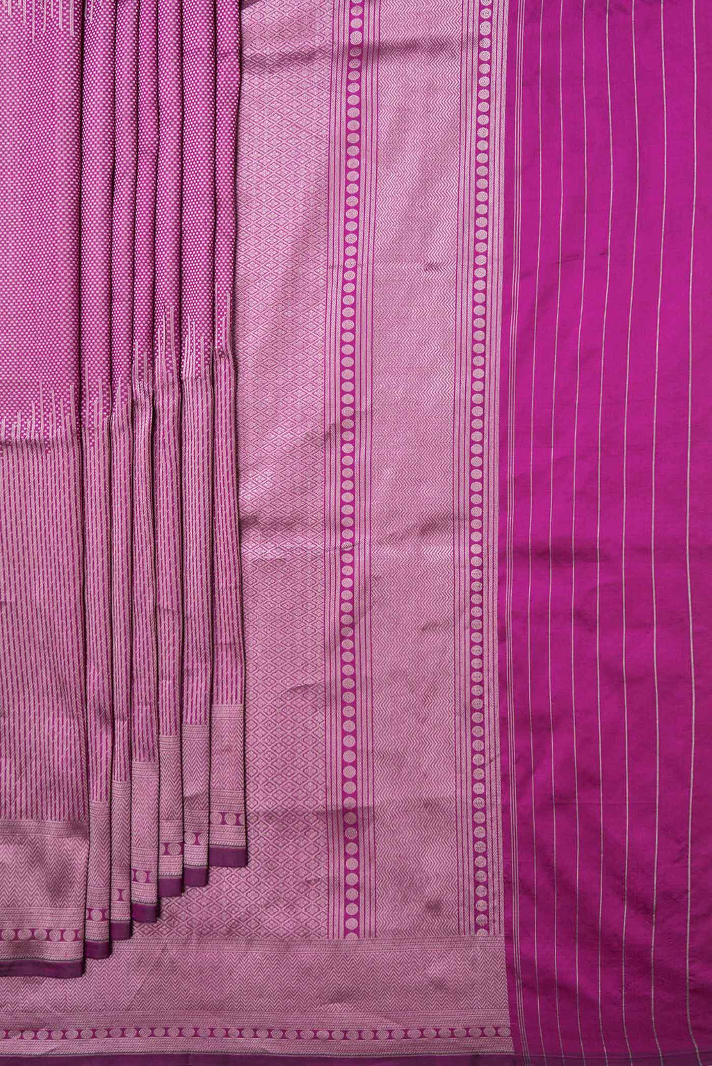 Pleats and pallu of Magenta Dual Tone Banarasi Saree with Zari Brocade on the body and Zari Border