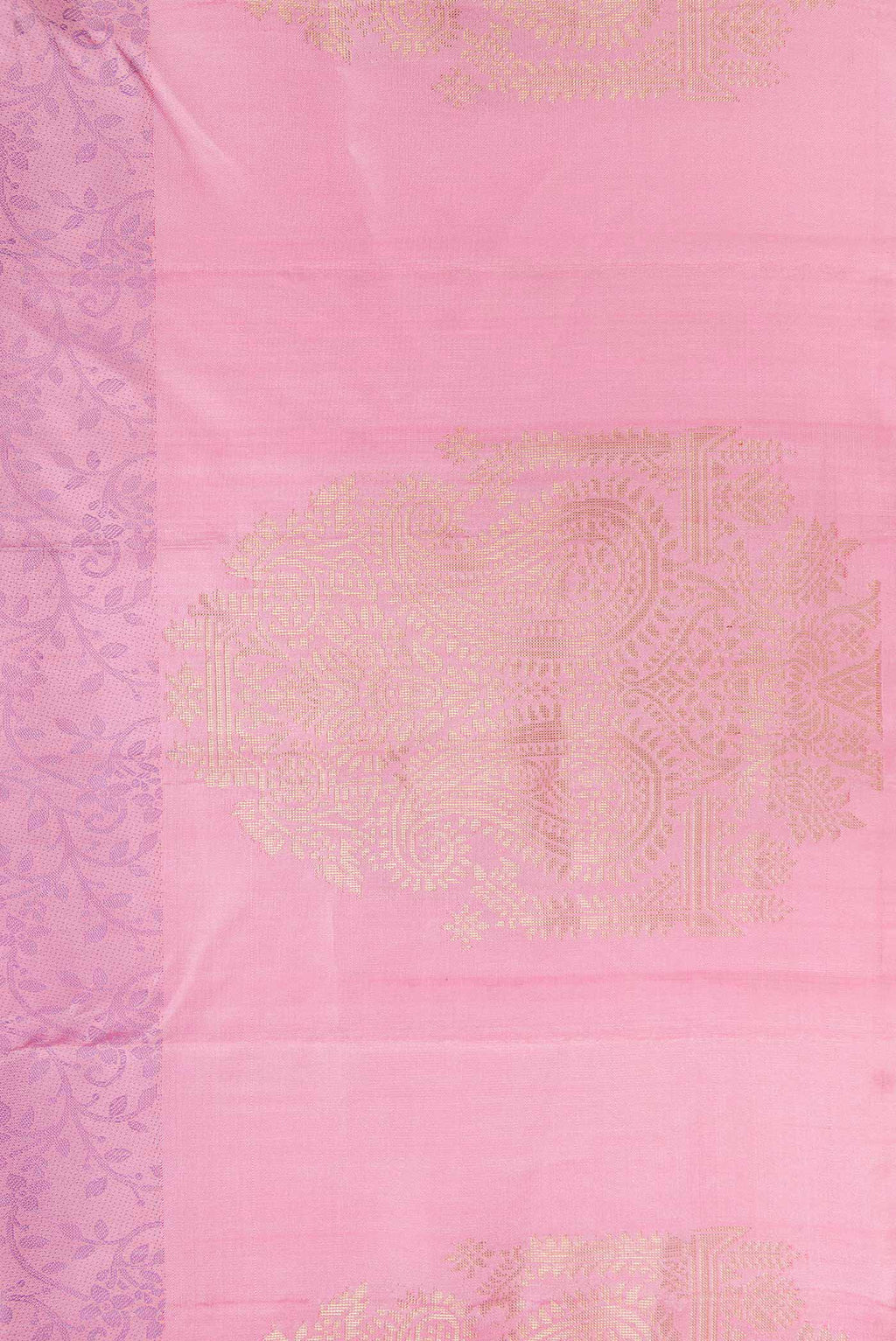 Border image of Pure Silk Pure Zari Pink Dual Tone Kanchipuram Saree with Jacquard design on the body and Fancy Border