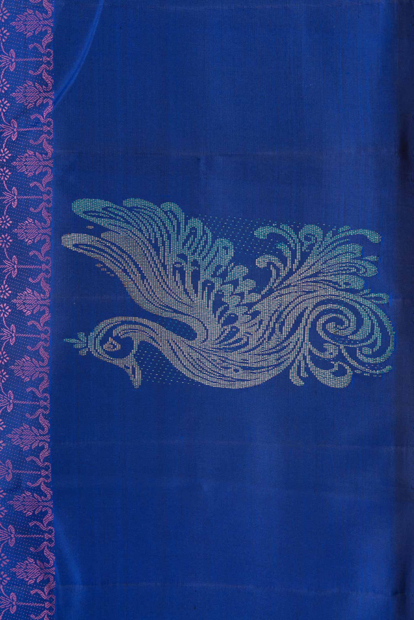 Border image of Pure Silk Pure Zari Royal Blue Dual Tone Kanchipuram Saree with Jacquard design on the body and Fancy Border