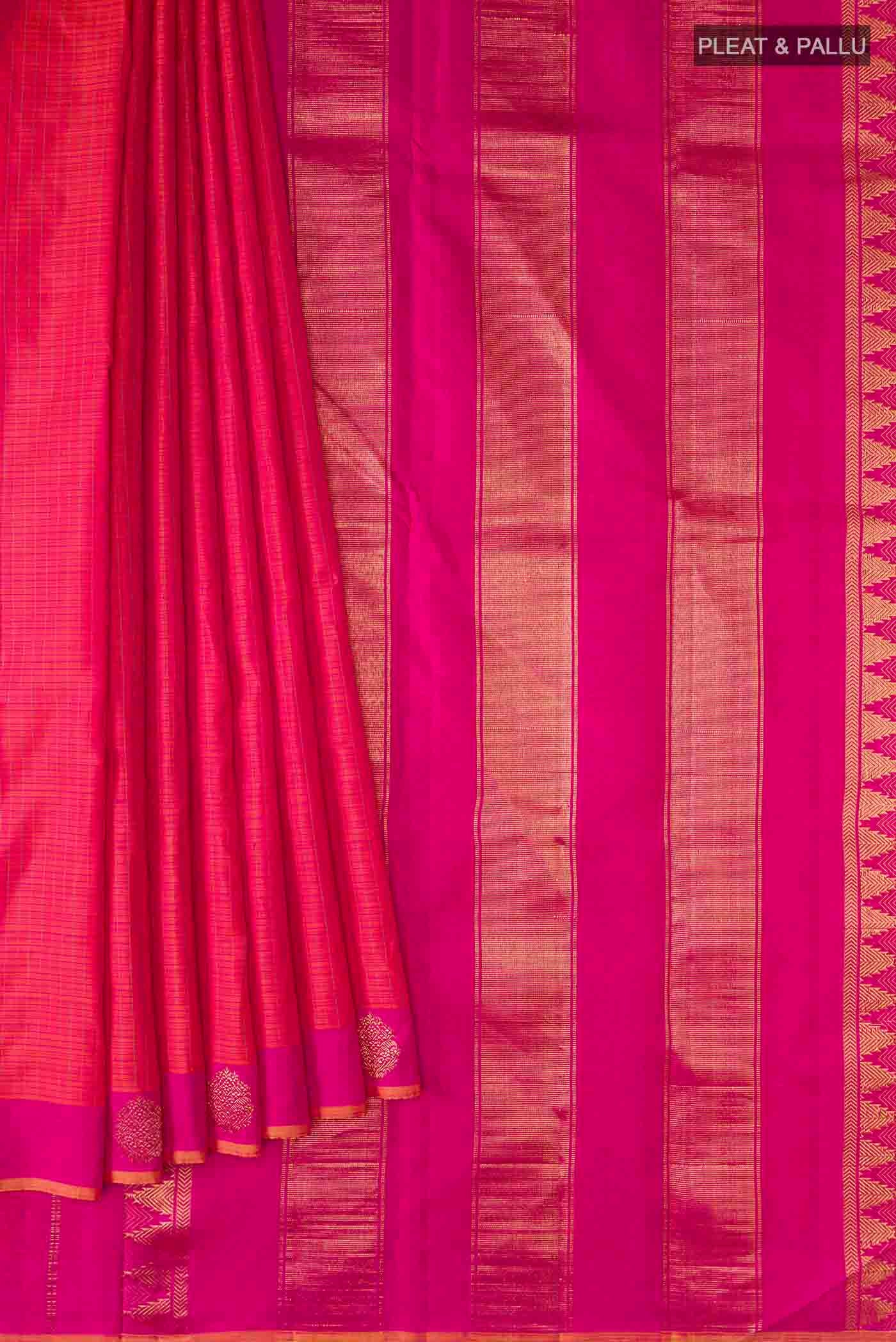pleats pallu