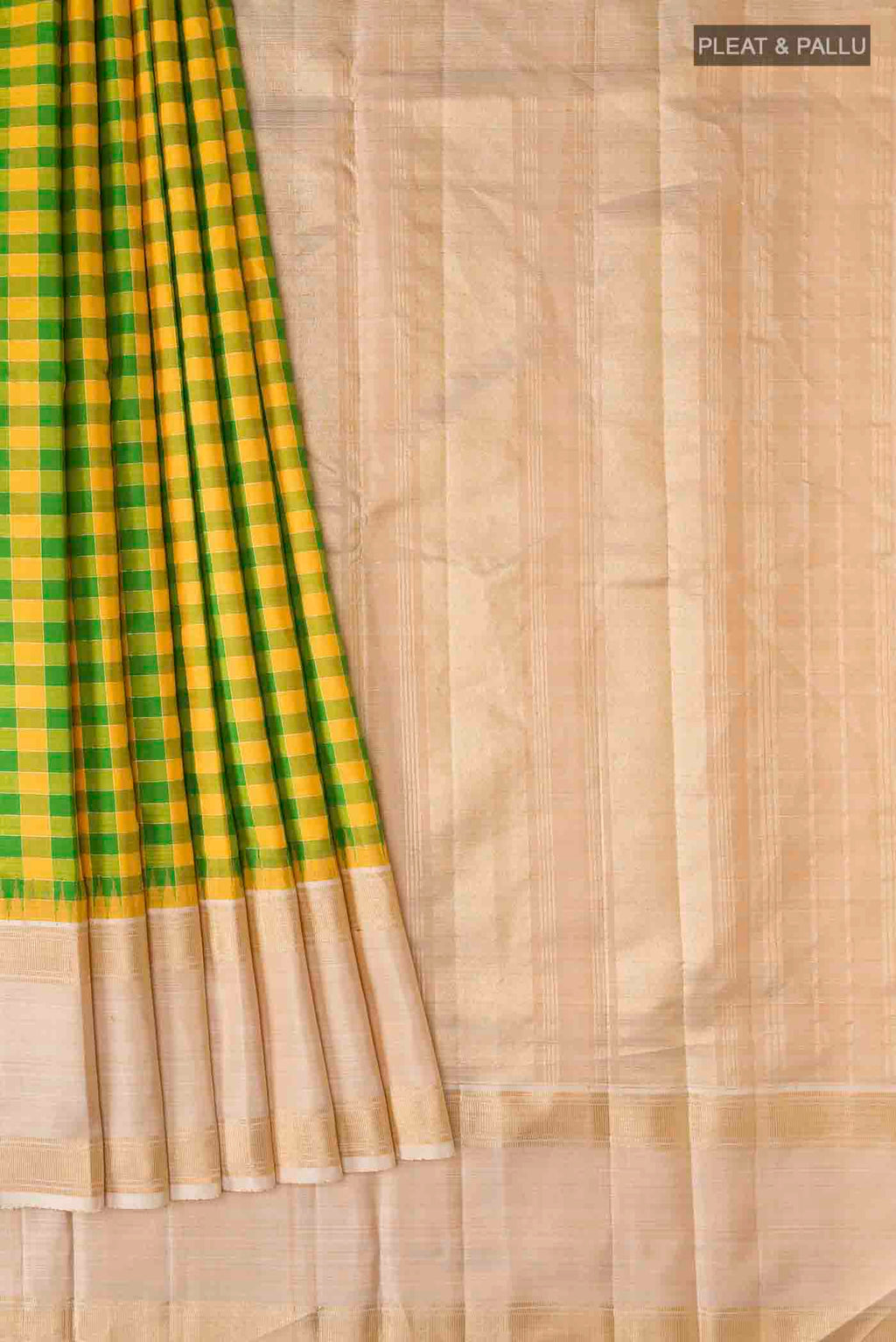 pleats pallu