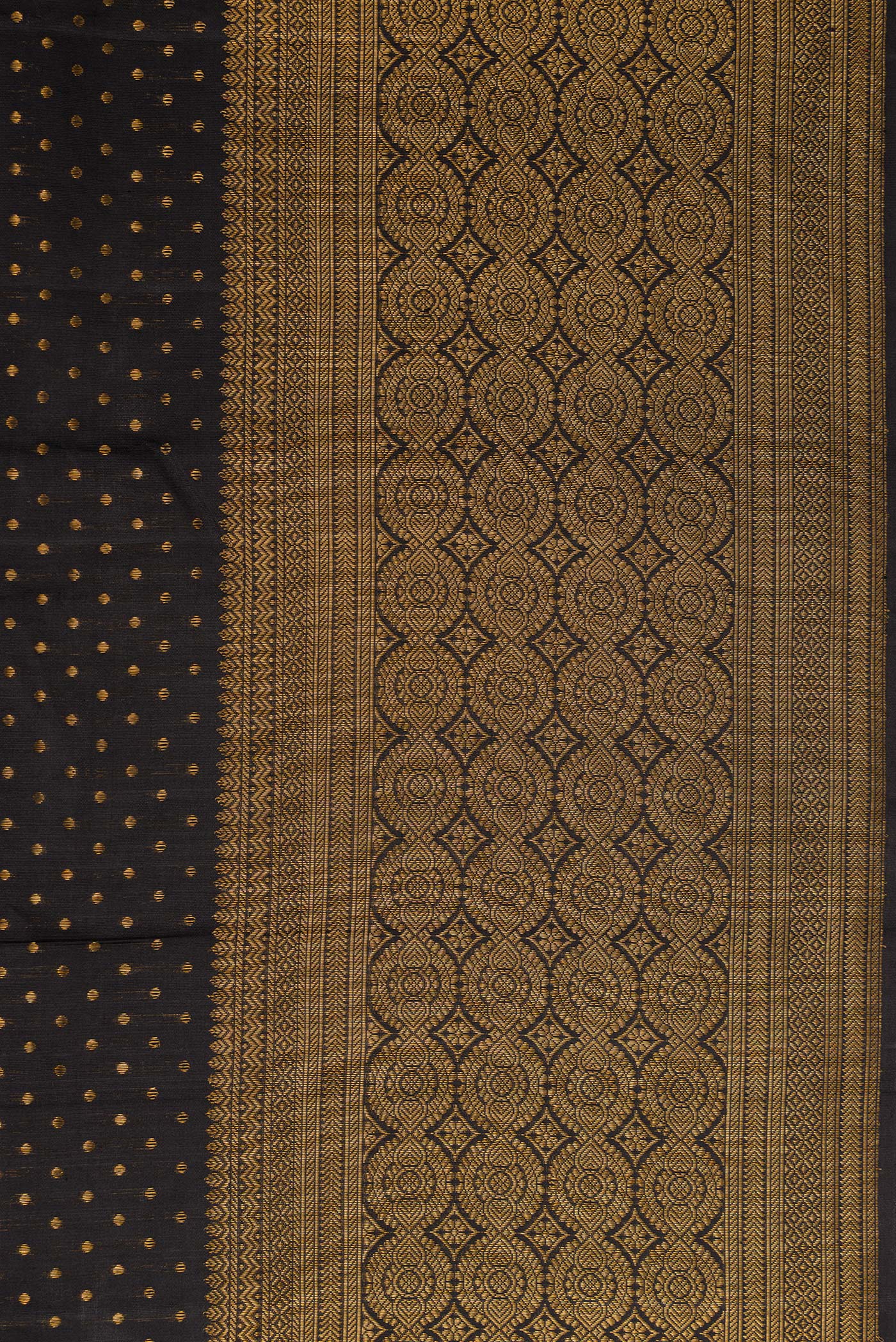 Border image of Pure Silk Pure Zari Black Dual Tone Kanjivaram Saree with Zari Butta on the body and Fancy Border. 