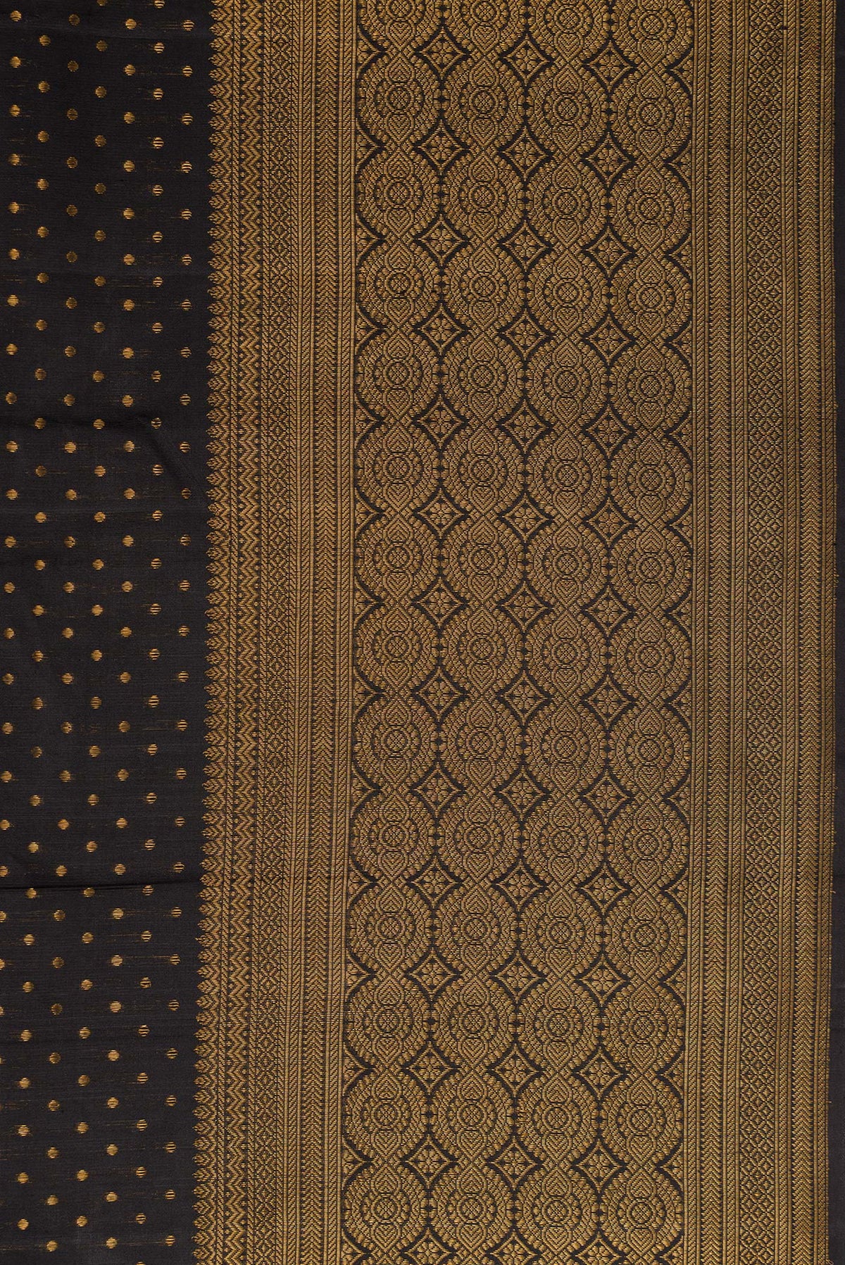 Border image of Pure Silk Pure Zari Black Dual Tone Kanjivaram Saree with Zari Butta on the body and Fancy Border. 