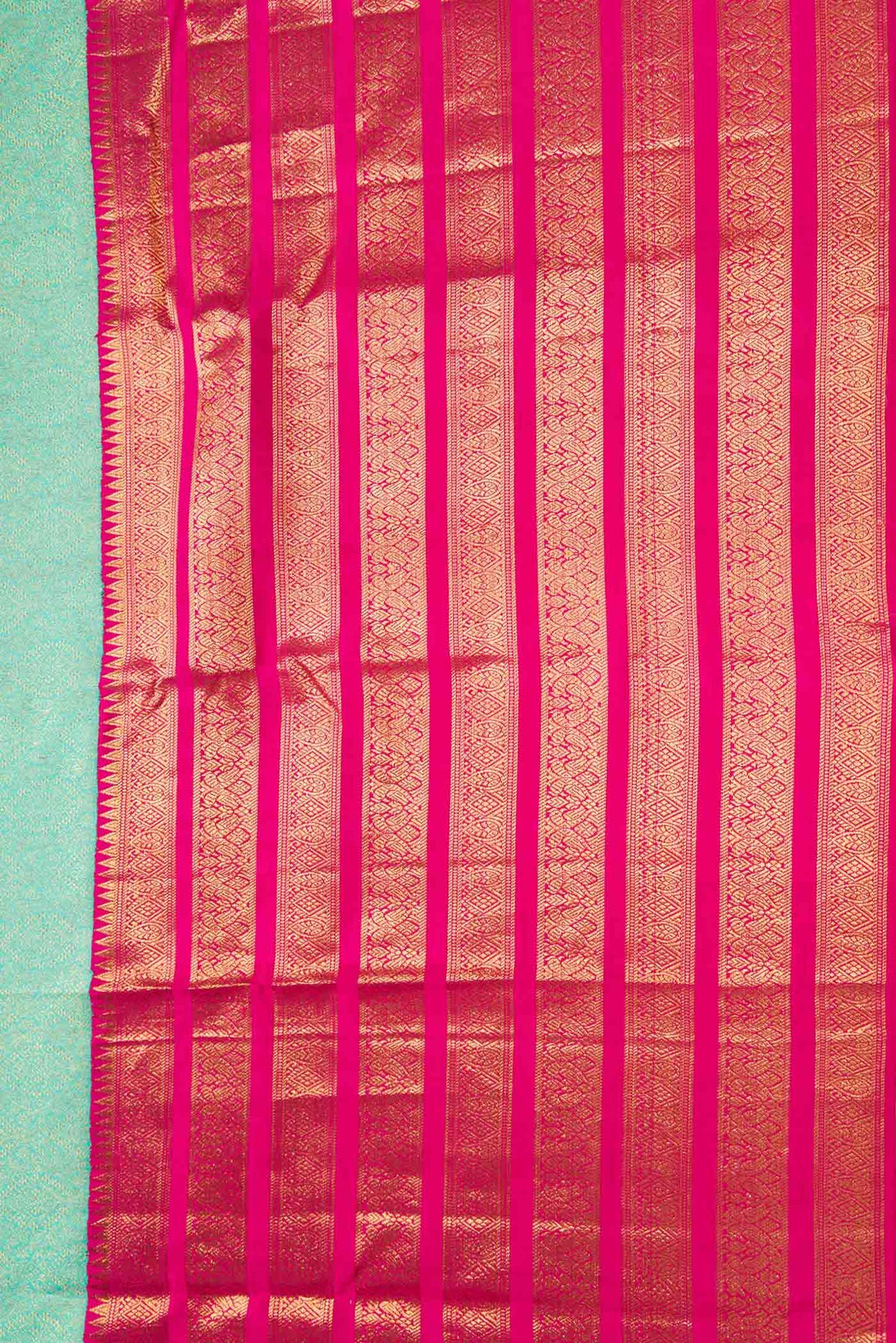 Border image of Pure Silk Pure Zari Sea Green Dual Tone Kanchipuram Saree with Zari Brocade on the body and Zari Border