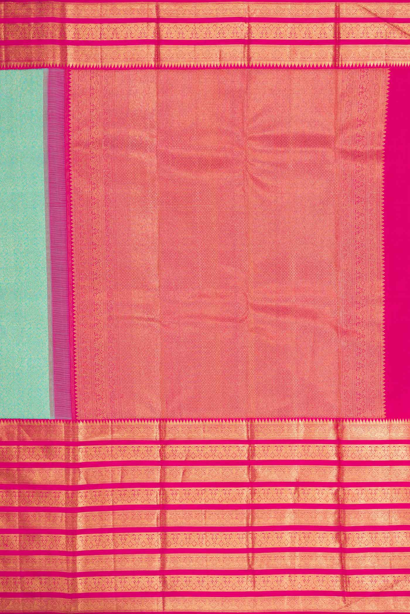 Close up image of the pallu of Pure Silk Pure Zari Sea Green Dual Tone Kanchipuram Saree with Zari Brocade on the body and Zari Border