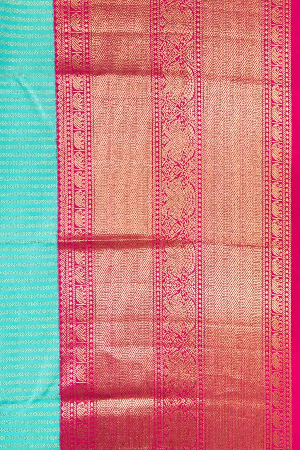 Border image of Sea Green Dual Tone Kanchipuram Silk Saree with Zari Brocade on the body and Zari Border. 