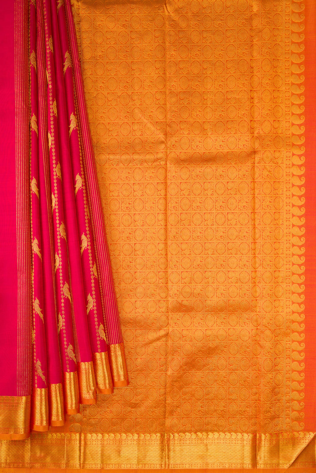 Pleats and pallu of Dark Pink Dual Tone Kanjivaram Silk Saree with Stripes on the body and Zari Border. 