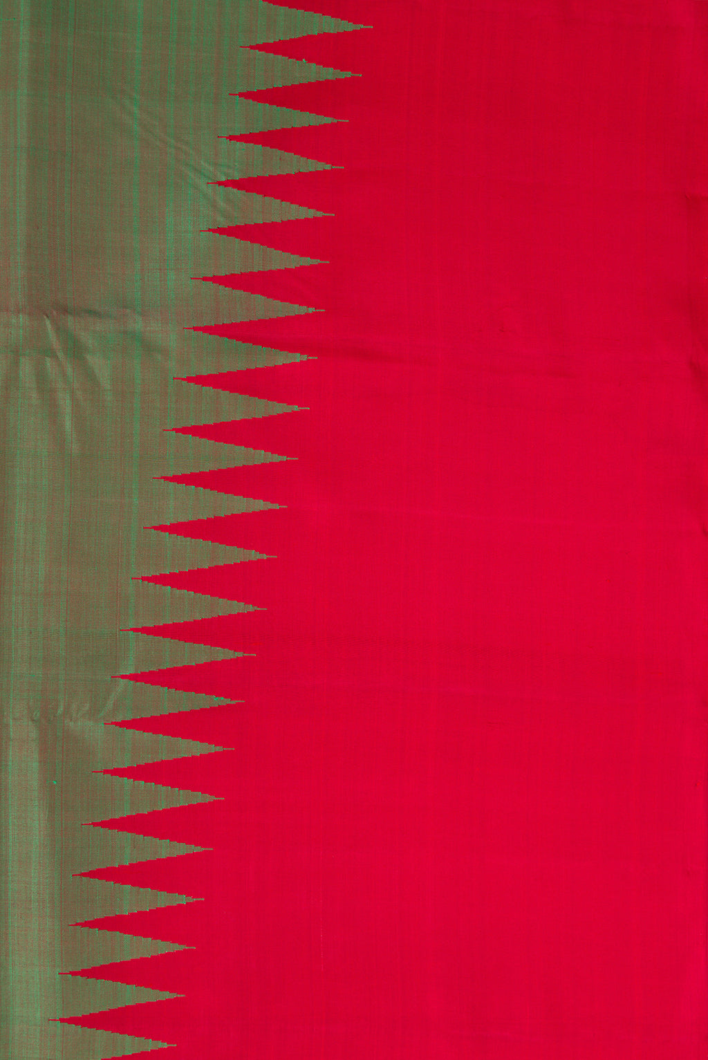 Border image of Green Dual Tone Kanchipuram Silk Saree with Plain Body and Temple Border. 