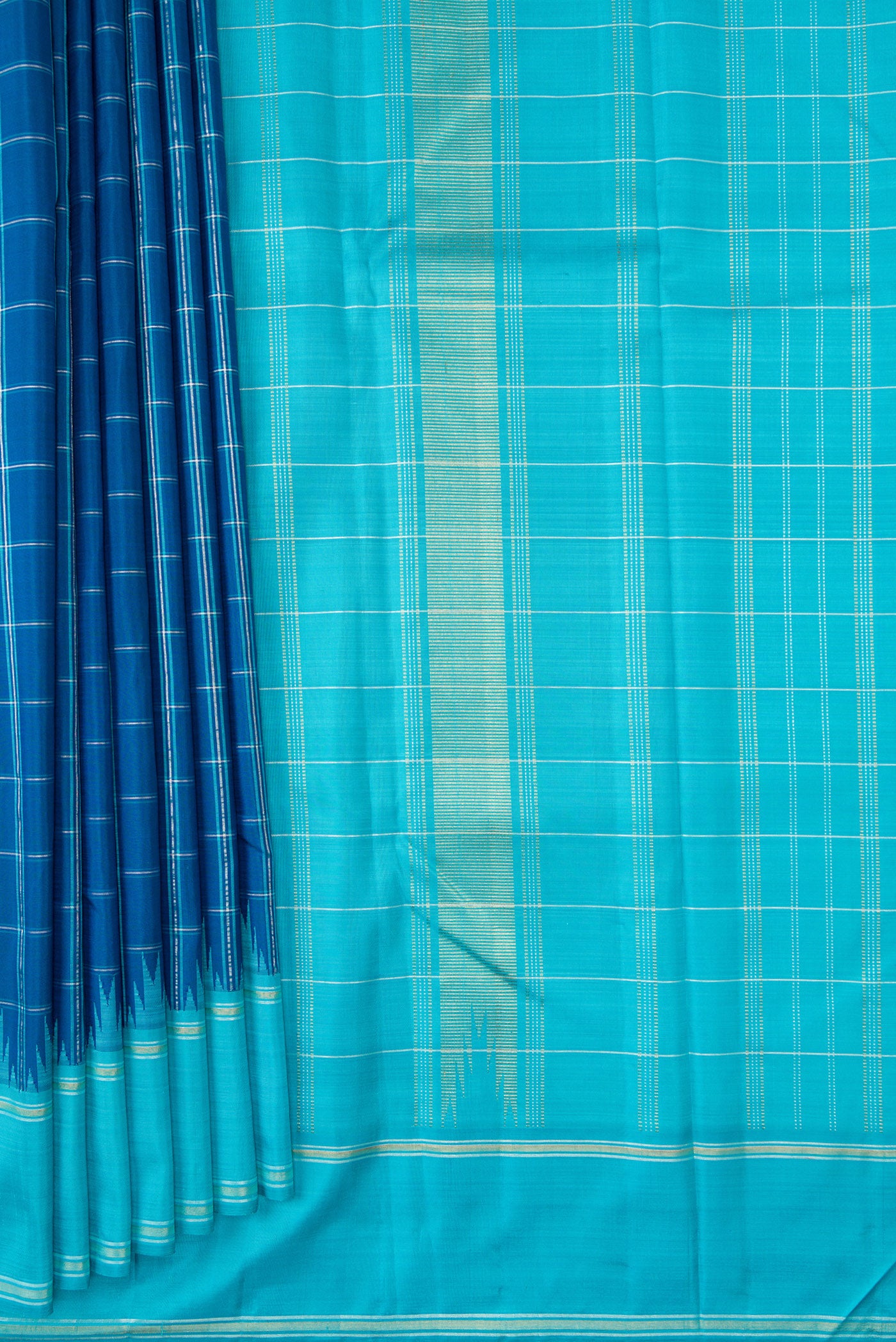 Pleats and pallu of Pure Silk Pure Zari Peacock Blue Dual Tone Kanjivaram Saree with Checked design on the body and Zari Border. 
