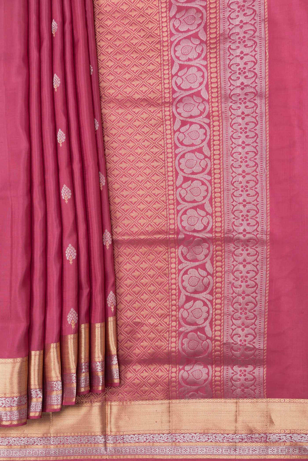Pleats and pallu of Dark Pink Dual Tone Soft Silk Saree with Zari Butta on the body and Zari Border. 