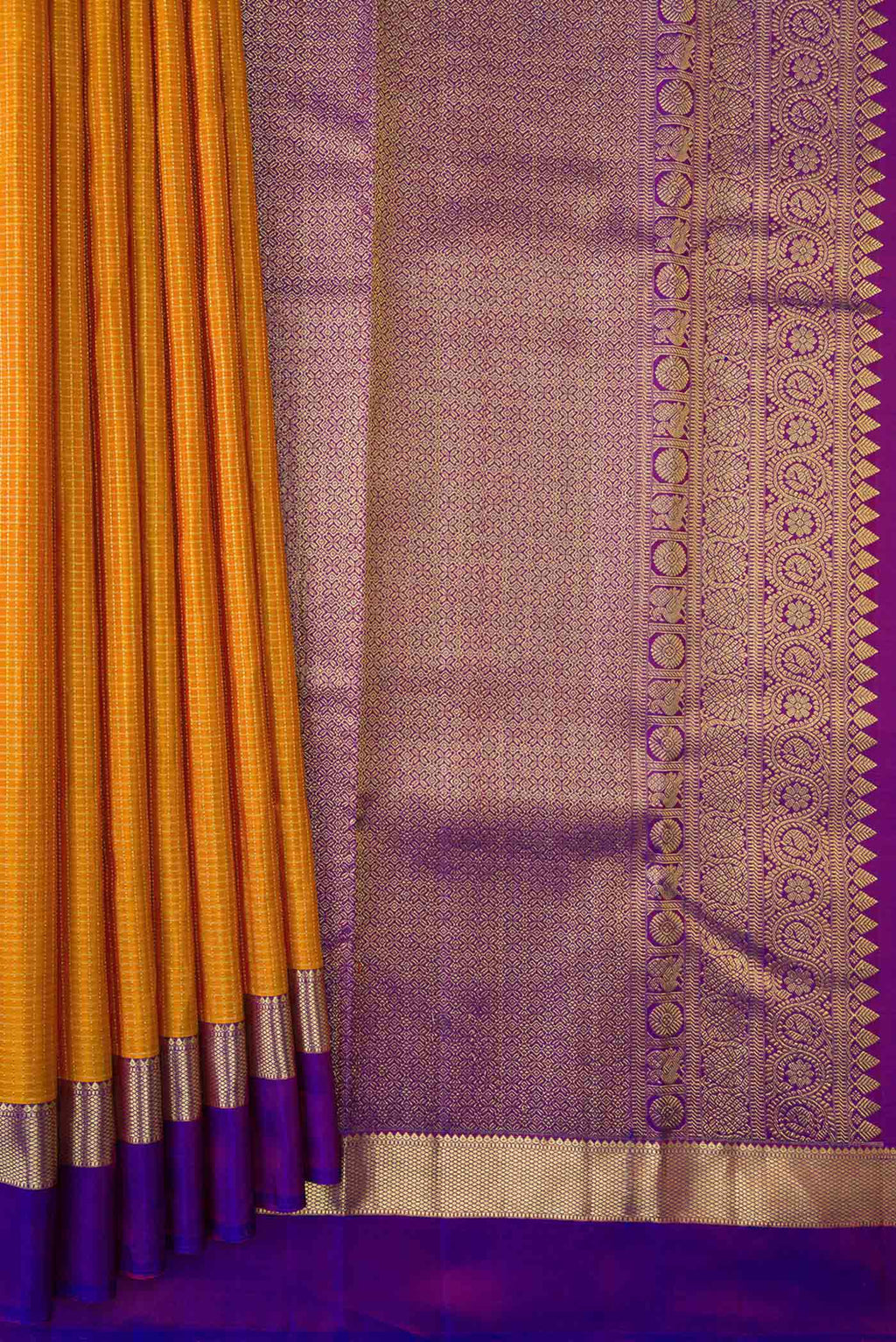 pleats pallu