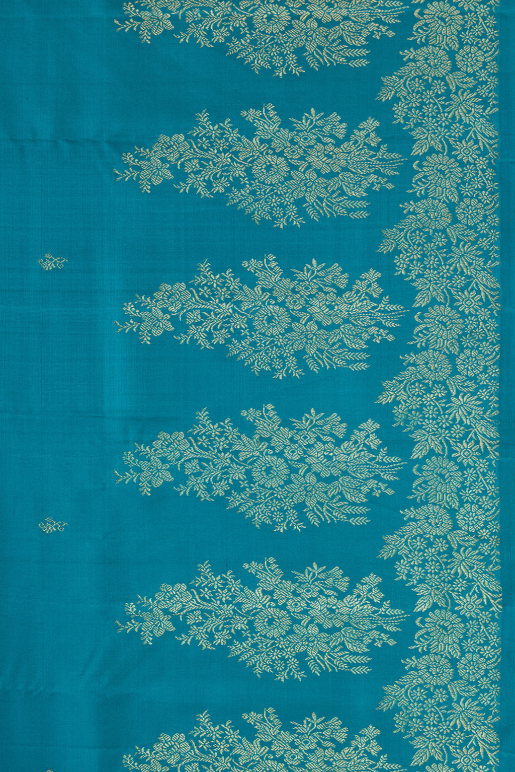 Border image of Peacock Blue Dual Tone Kanjivaram Silk Saree with Zari Butta on the body and Fancy Border. 