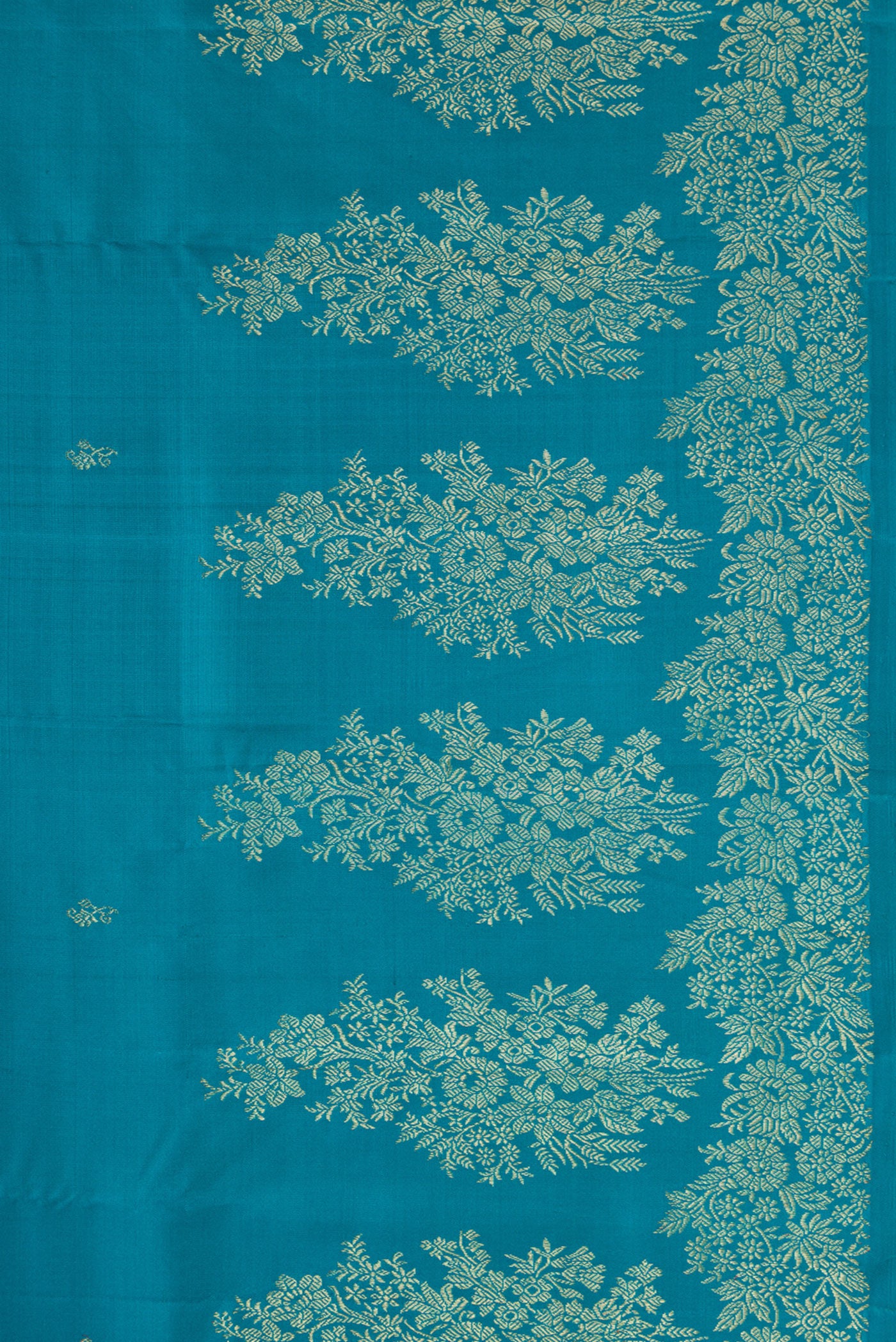 Border image of Peacock Blue Dual Tone Kanjivaram Silk Saree with Zari Butta on the body and Fancy Border. 