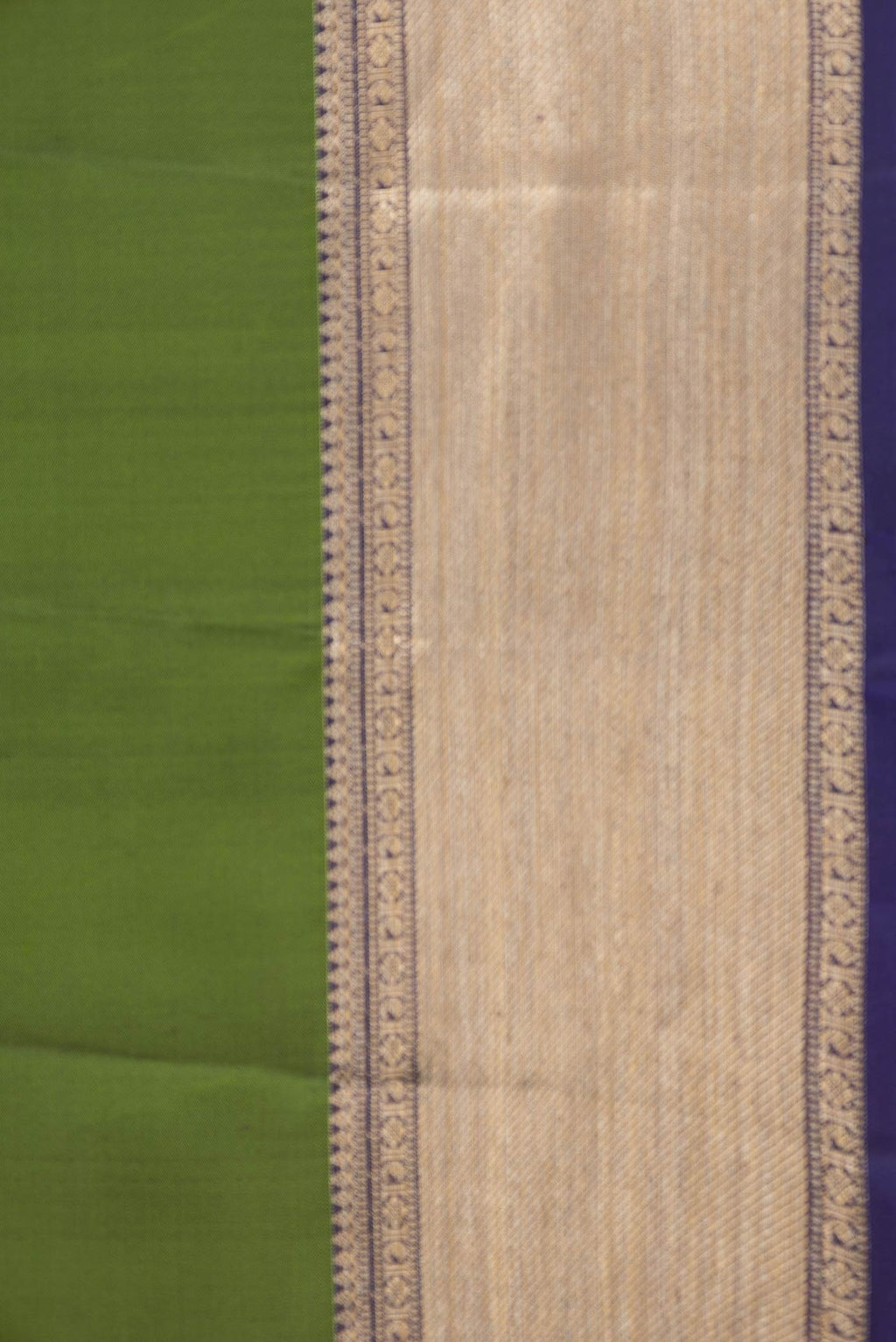 Border image of Mehandi Green Dual Tone Kanchipuram Silk Saree with Plain Body and Zari Border