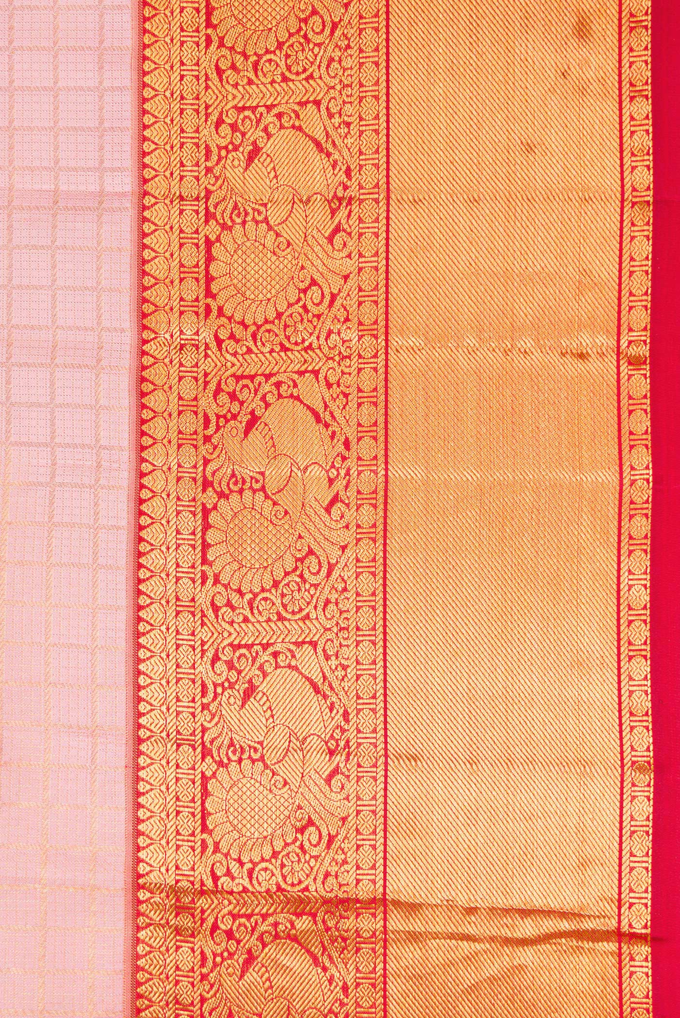 Border image of Pink Dual Tone Kanchipuram Silk Saree with Checked design on the body and Zari Border. 