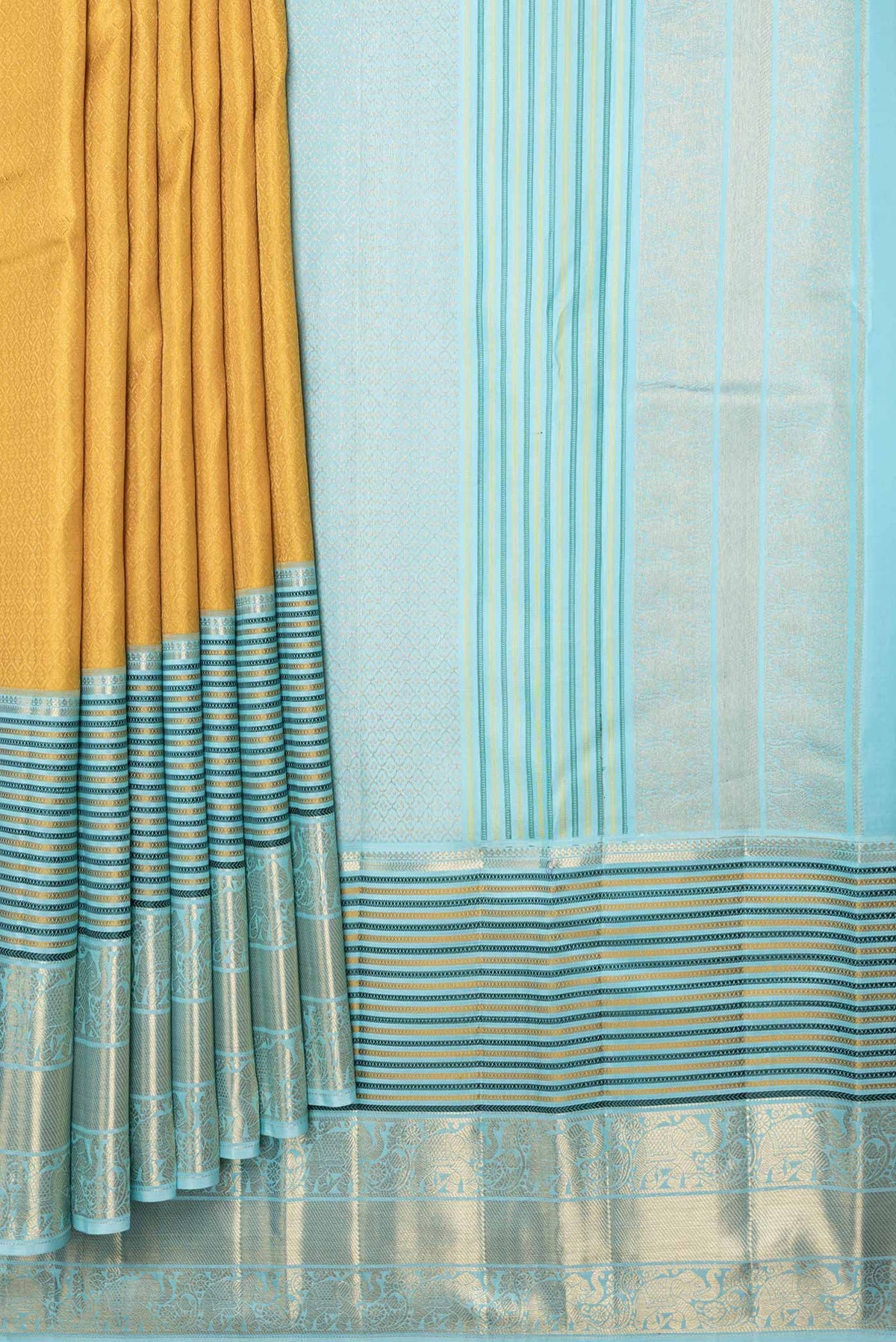 Pleats and pallu of Yellow Dual Tone Kanchipuram Saree with Zari Brocade on the body and Zari And Thread Border