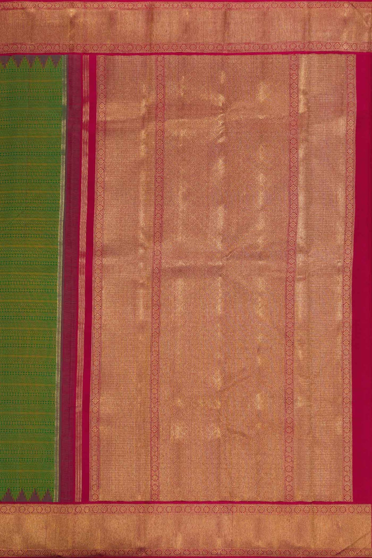 Close up image of the pallu of Pure Silk Pure Zari Green Dual Tone Kanjivaram Saree with Jacquard design on the body and Zari Border. 