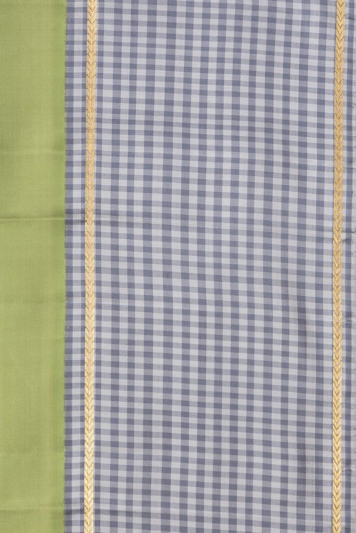 Border image of Pure Silk Pista Green Dual Tone Kanjivaram Saree with Plain Body and Checks Border. 