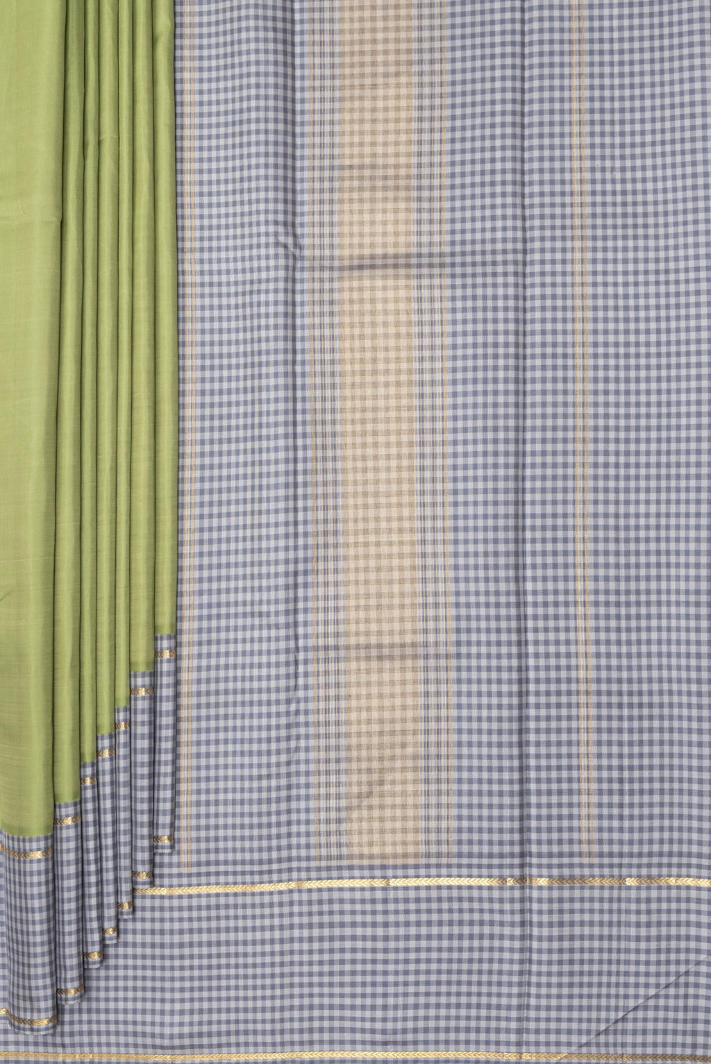Pleats and pallu of Pure Silk Pista Green Dual Tone Kanjivaram Saree with Plain Body and Checks Border. 