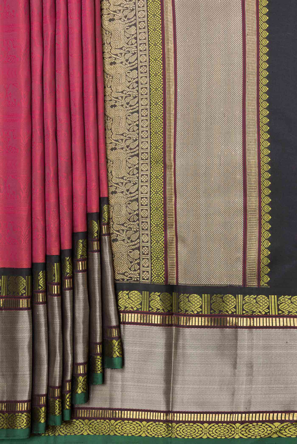 Pleats and pallu of Pink Dual Tone Kanchipuram Silk Saree with Zari Brocade on the body and Zari Border