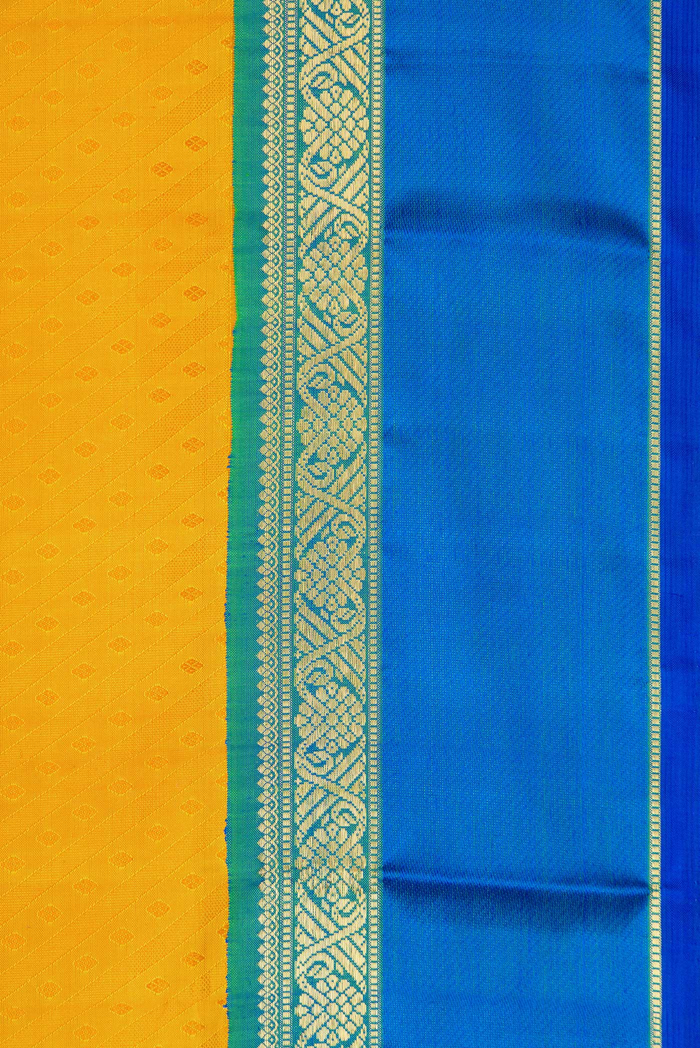Border image of Pure Silk Pure Zari Mustard Dual Tone Kanchipuram Saree with Jacquard design on the body and Zari Border. 