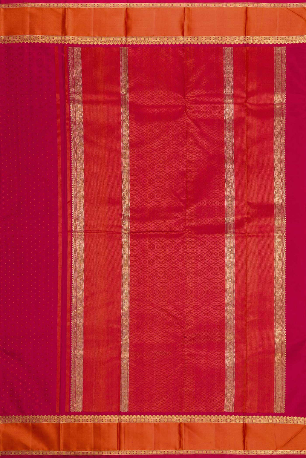 Close up image of the pallu of Pure Silk Pure Zari Maroon Dual Tone Kanchipuram Saree with Jacquard design on the body and Zari Border. 