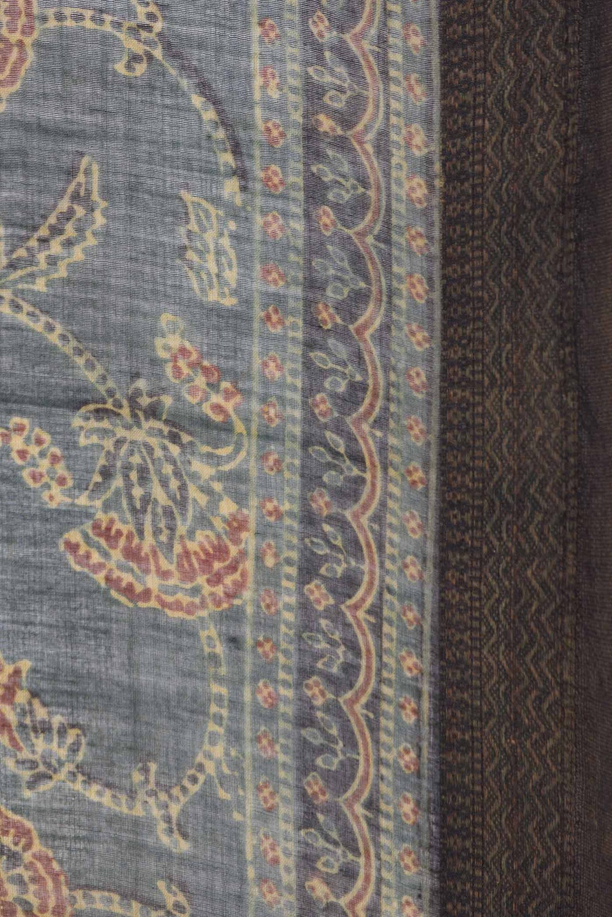 Border image of Green Dual Tone Chanderi Silk Saree with Printed design on the body and Zari Border