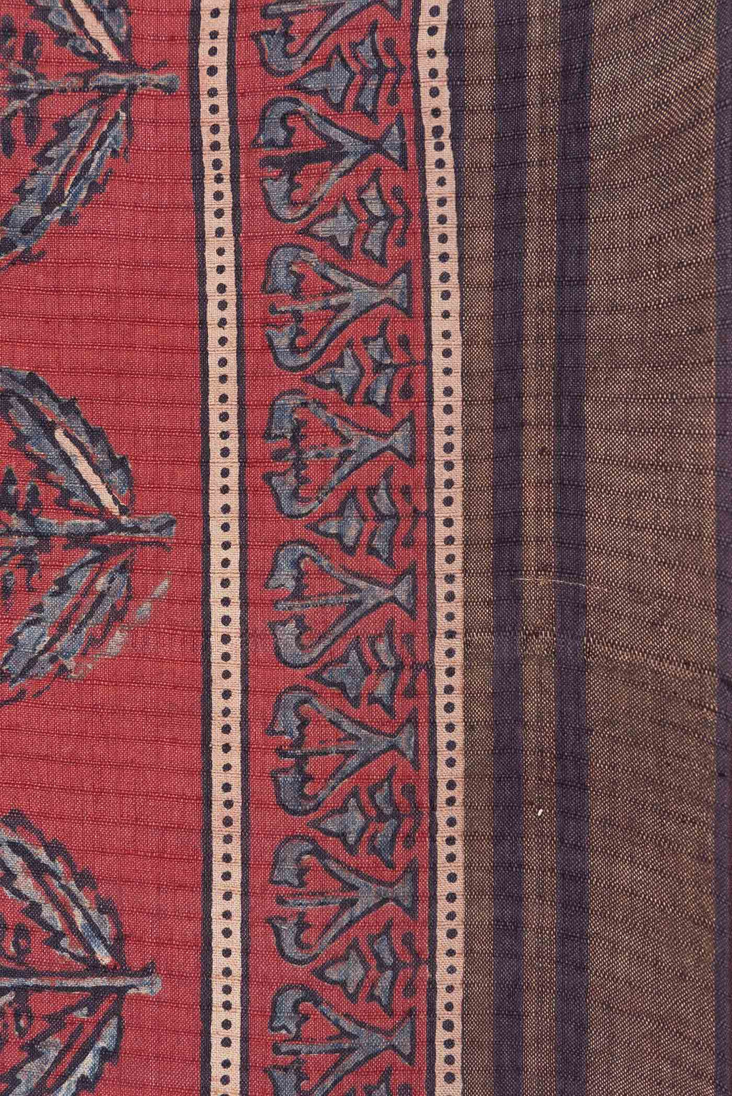 Border image of Maroon Dual Tone Tussar Silk Saree with Printed design on the body and Zari Border