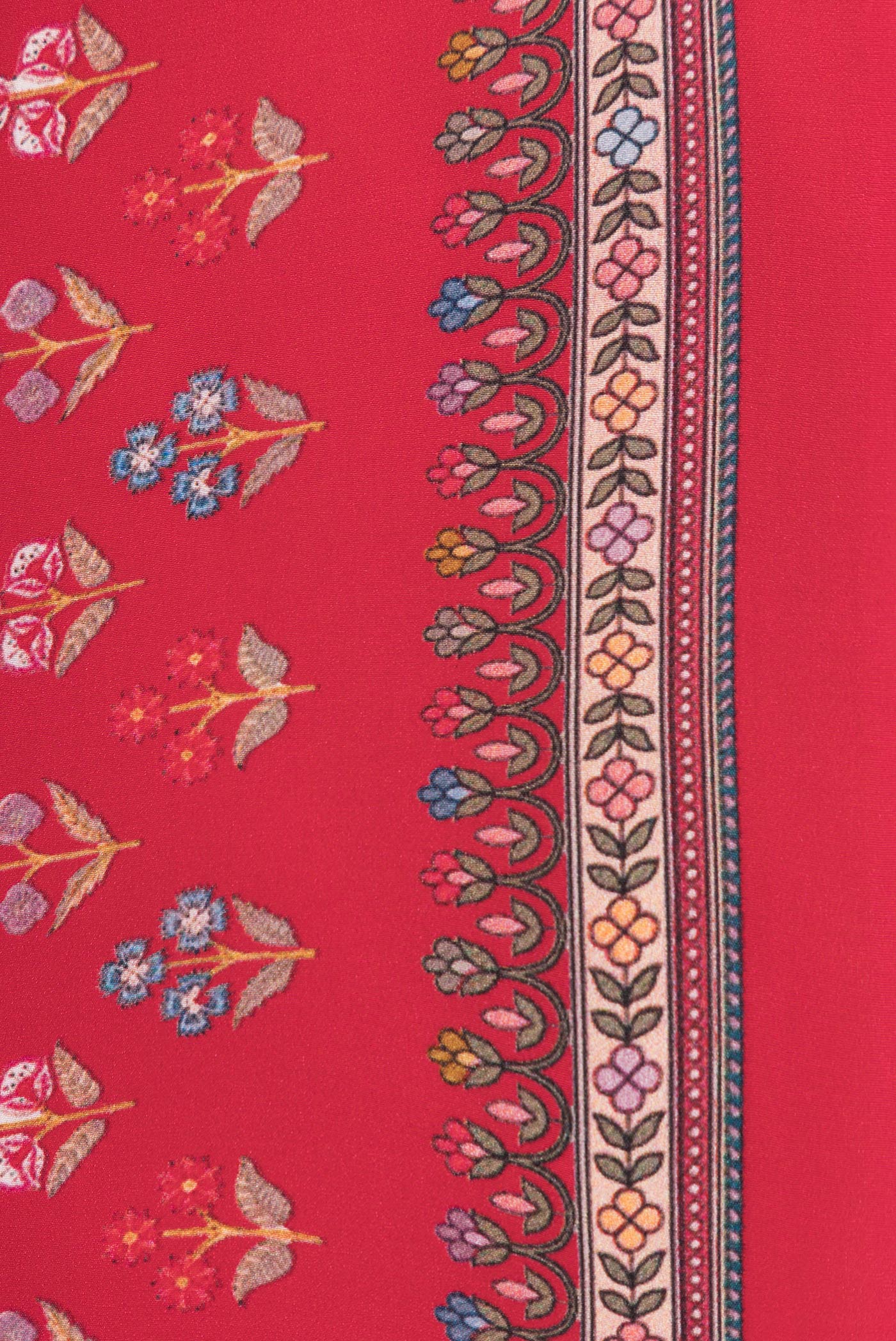 Border image of Red Dual Tone Mysore Crepe Saree with Printed design on the body and Printed Border. 