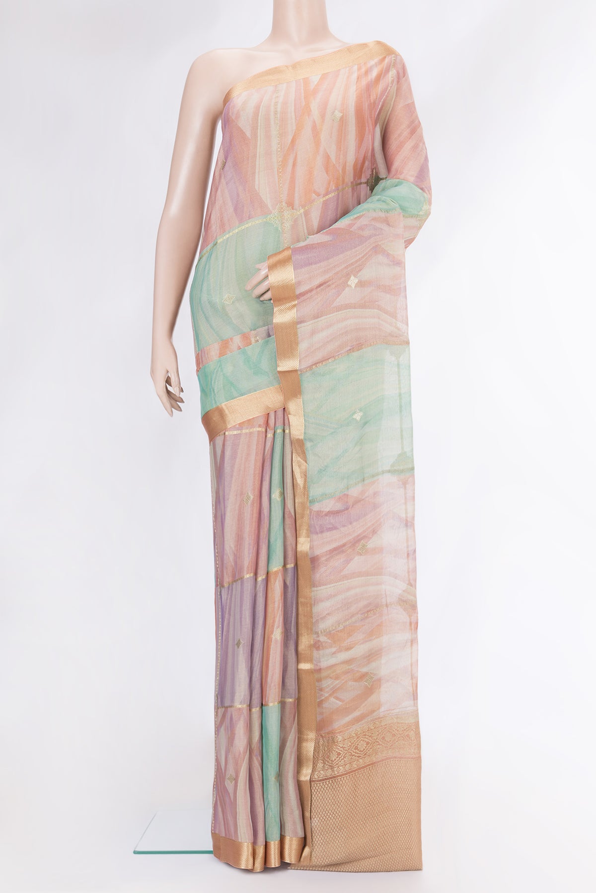 Lavender Dual Tone Mysore Georgette Saree with Zari Butta on the body and Zari Border.  displayed on a mannequin