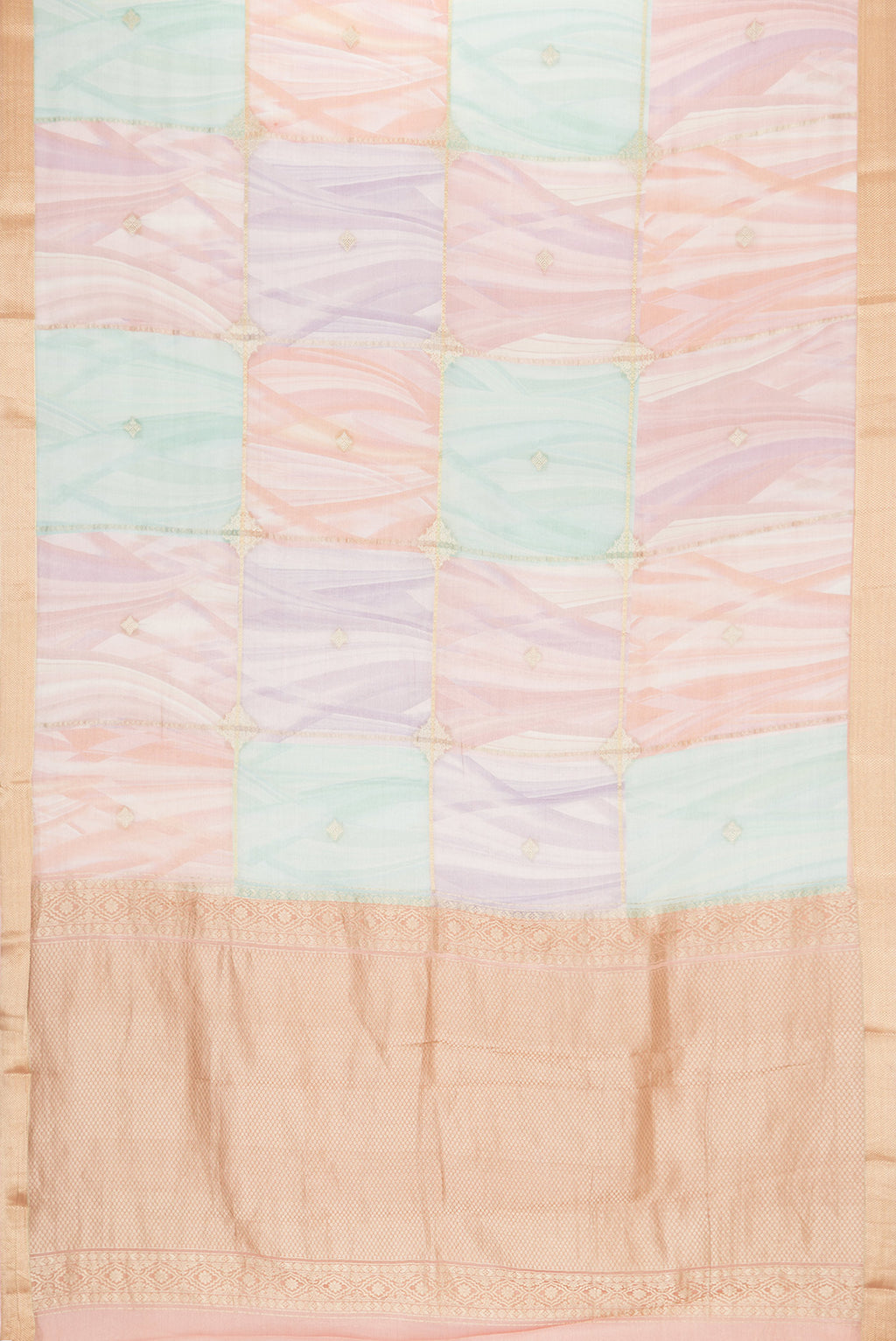 Flat view of Lavender Dual Tone Mysore Georgette Saree with Zari Butta on the body and Zari Border. 