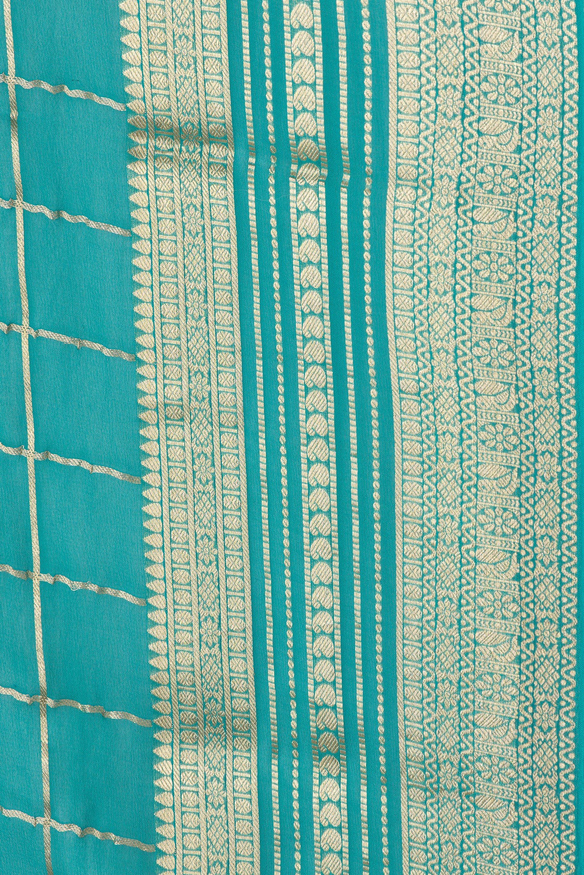 Border image of Peacock Blue Dual Tone Mysore Georgette Saree with Checked design on the body and Zari Border. 