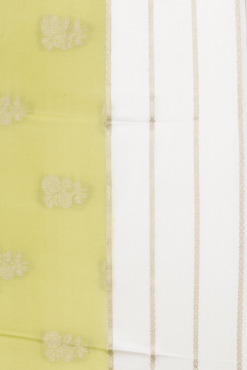 Border image of Pista Green Dual Tone Mysore Silk Saree with Zari Butta on the body and Zari Border. 