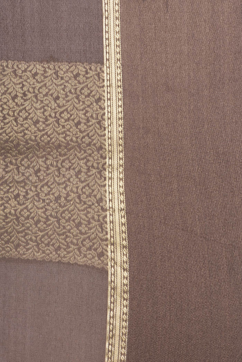 Border image of Brown Dual Tone Mysore Georgette Saree with Zari Brocade on the body and Zari Border. 